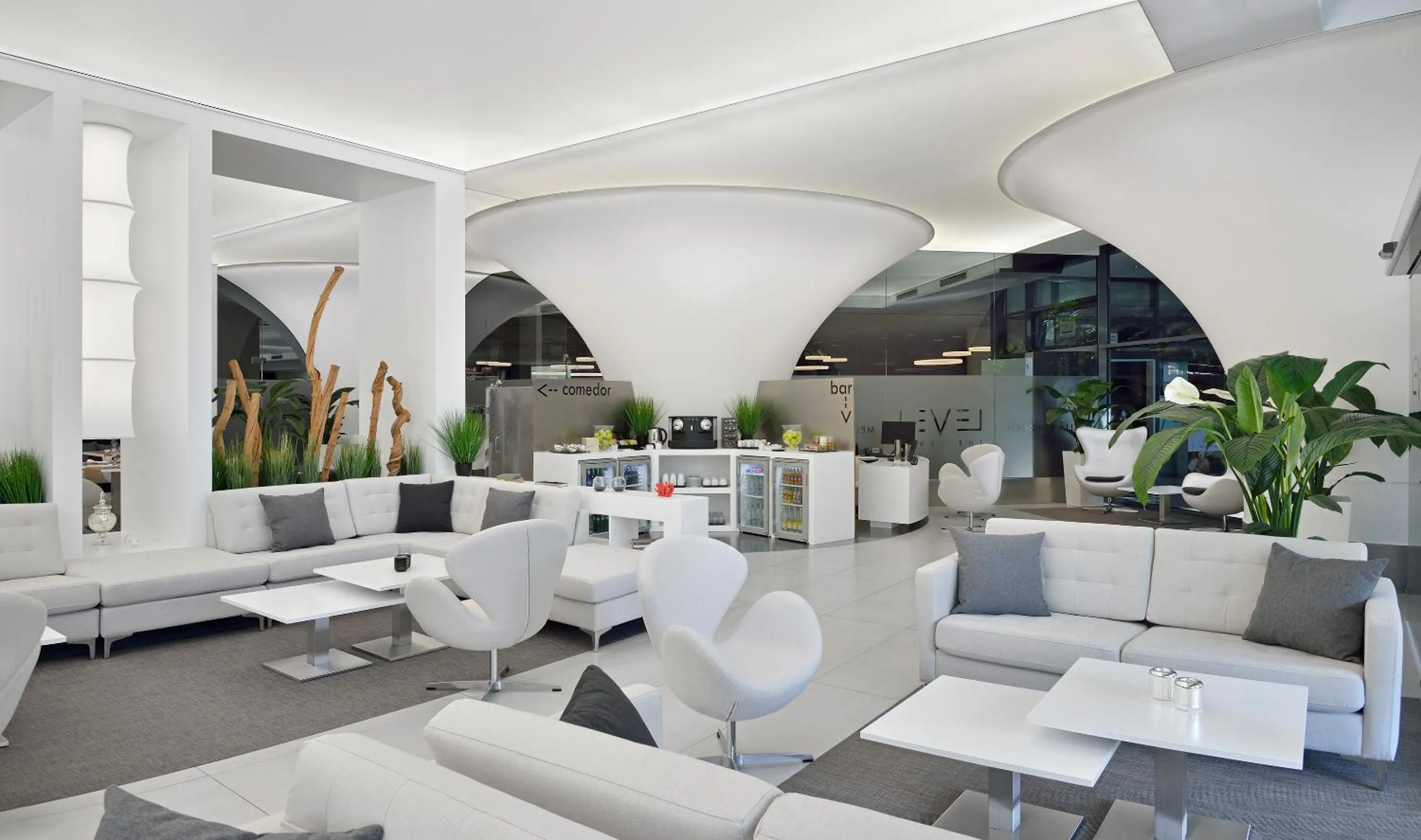 Area and facilities in Melia Benidorm