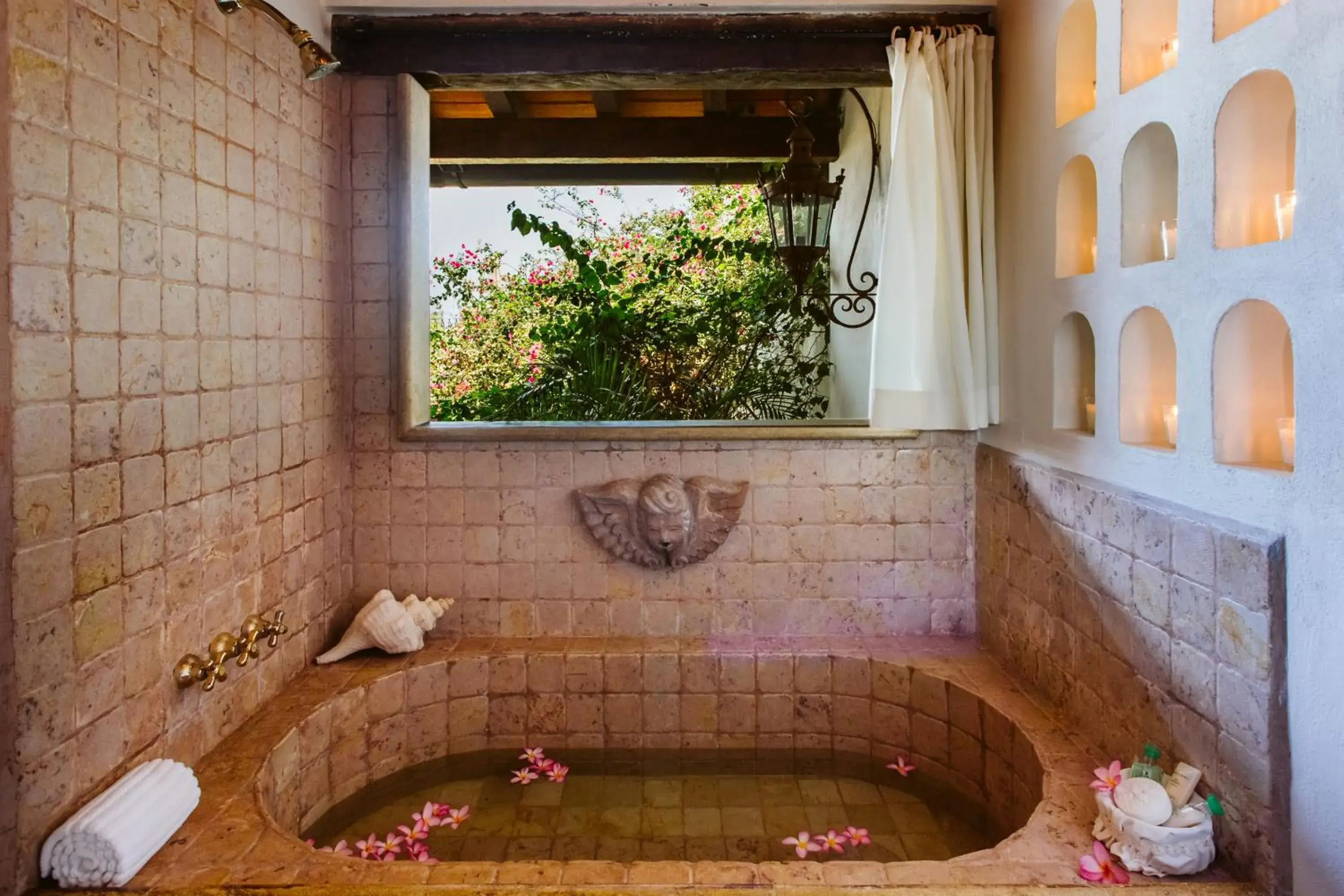 Bathroom in Hacienda San Angel