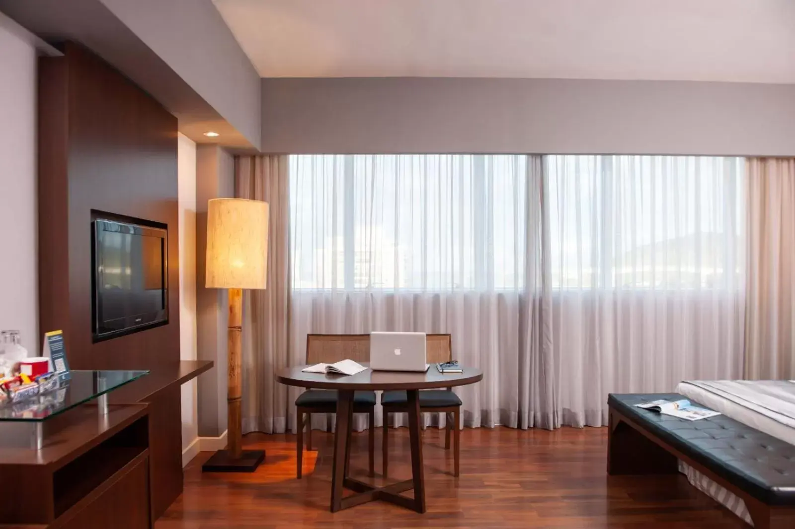 Bedroom, Bed in Golden Tulip Porto Vitória Bedroom, Bed in Golden Tulip Porto Vitória