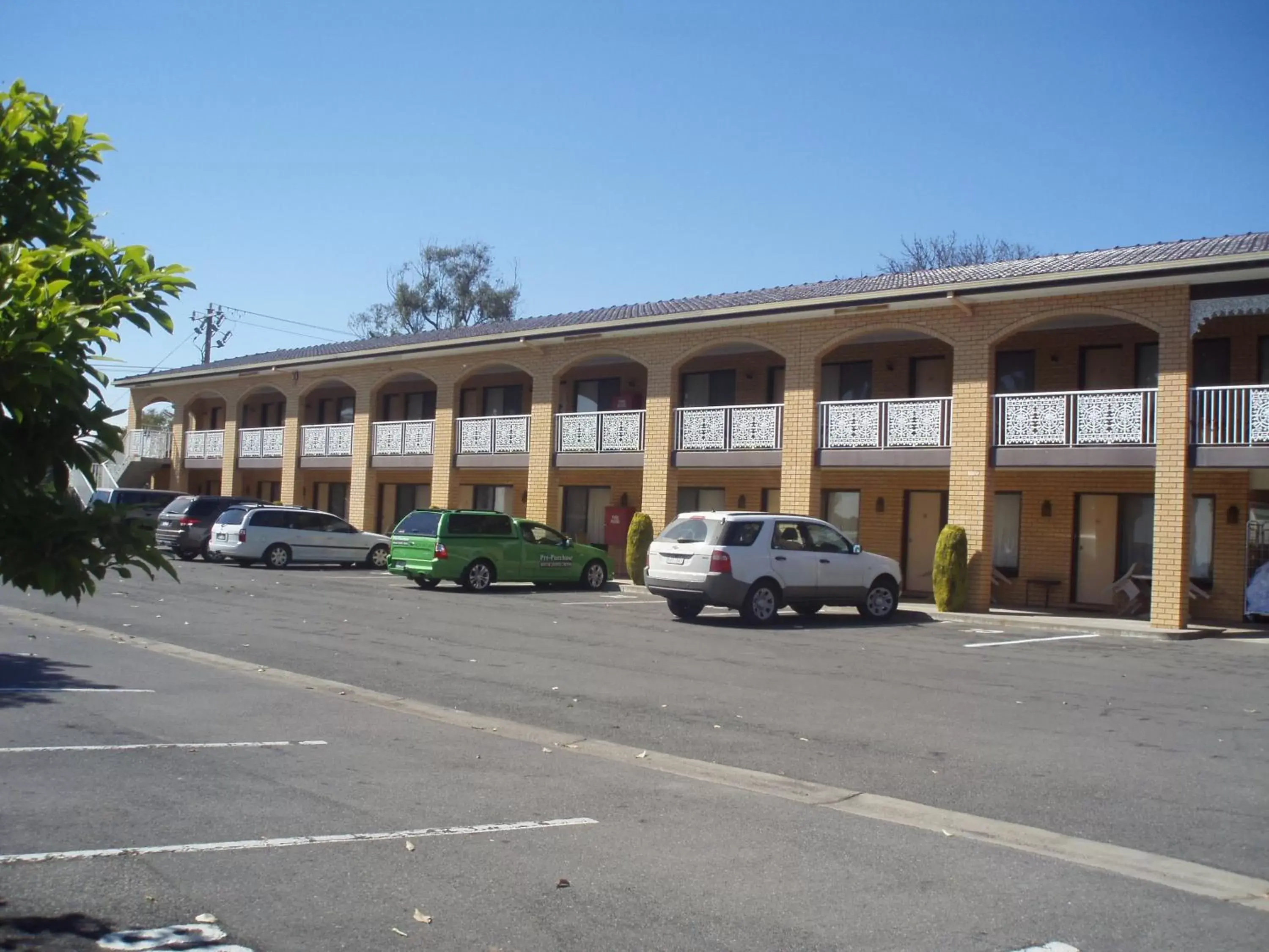 Facade/entrance, Property Building in Lakeview Motel