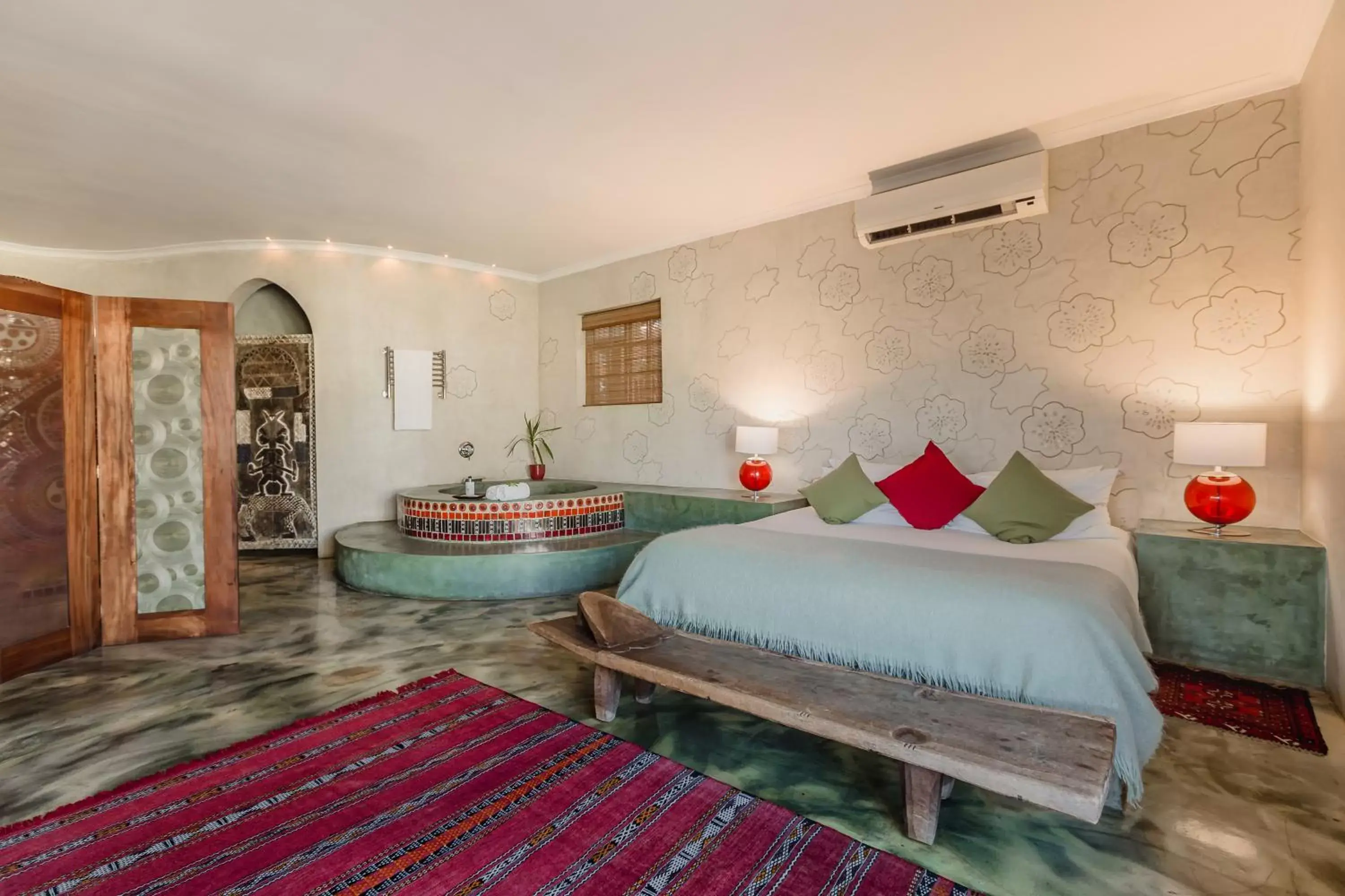 Bed in Singa Lodge - Lion Roars Hotels & Lodges Bed in Singa Lodge - Lion Roars Hotels & Lodges