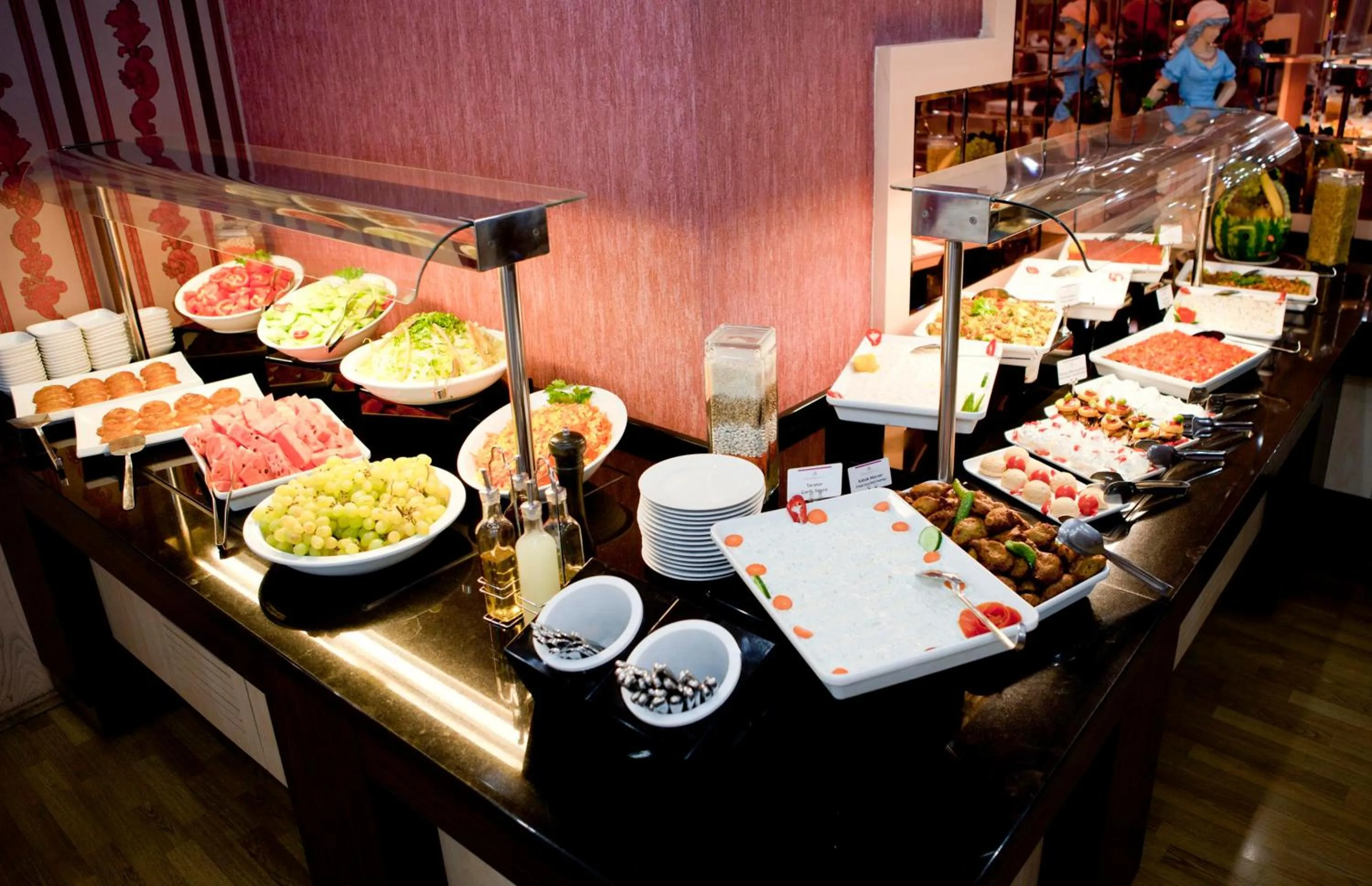 Food in Sergah Hotel