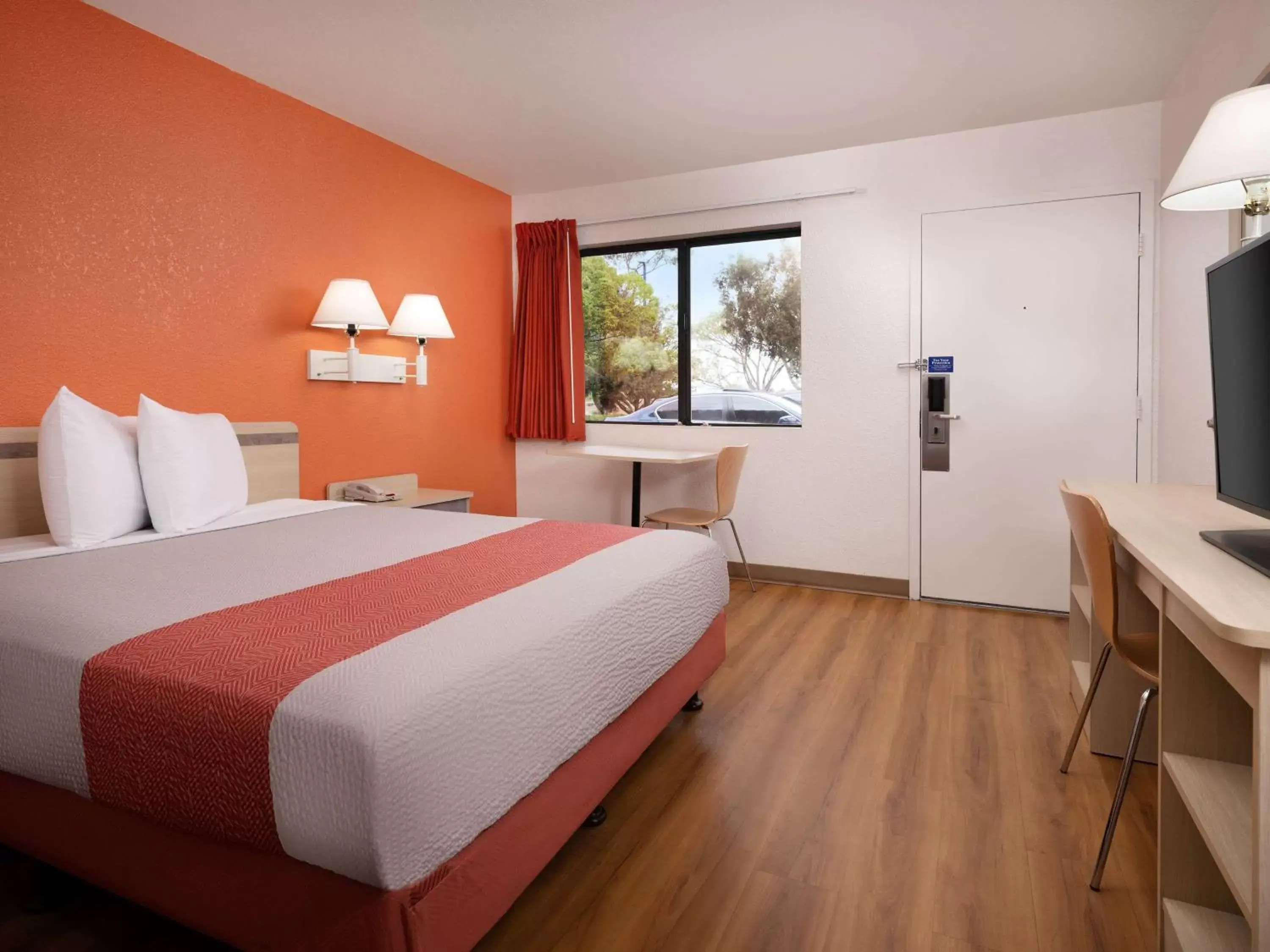 Bedroom, Bed in Motel 6-Santa Maria, CA - North Bedroom, Bed in Motel 6-Santa Maria, CA - North