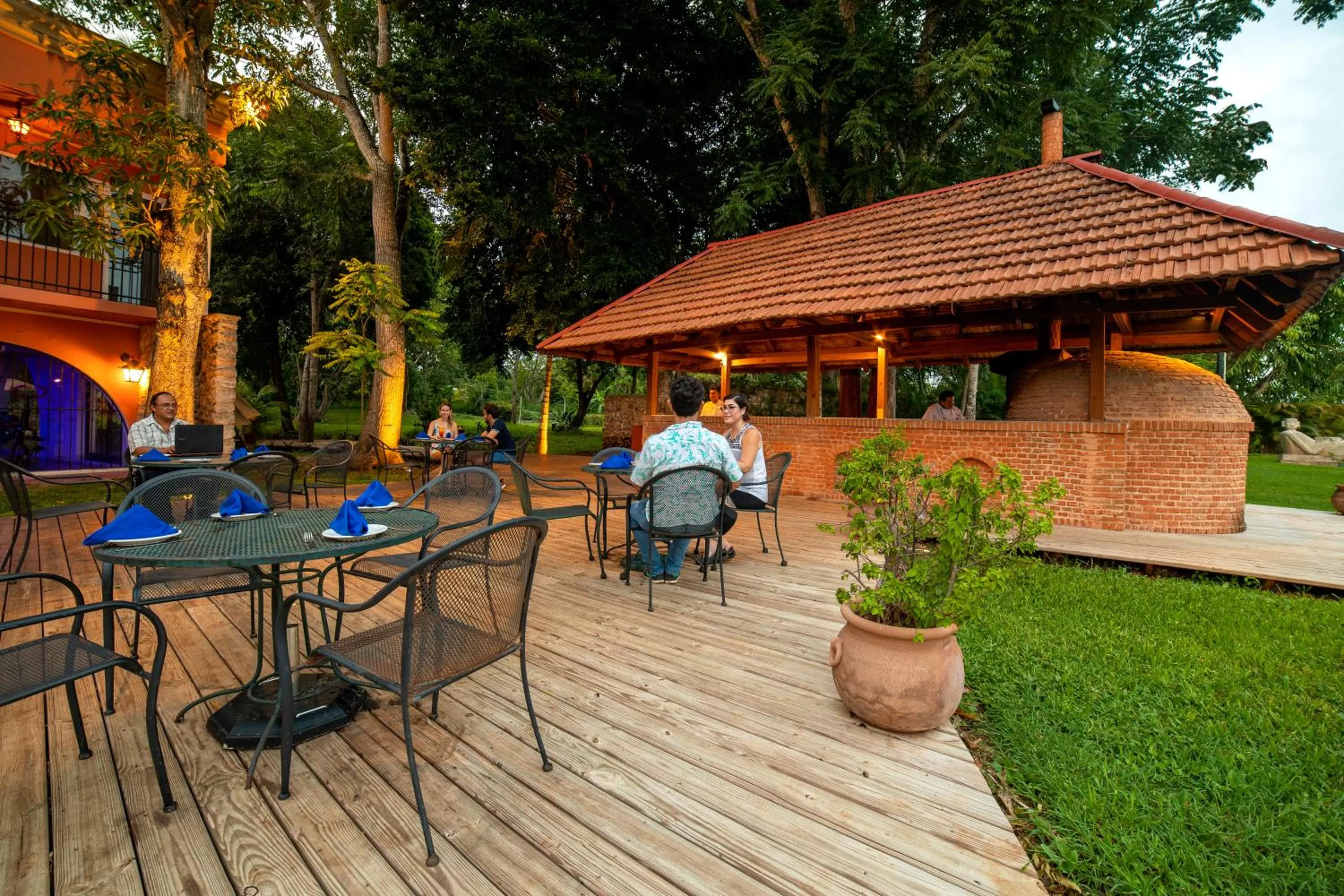 Patio in Hotel Chichen Itza