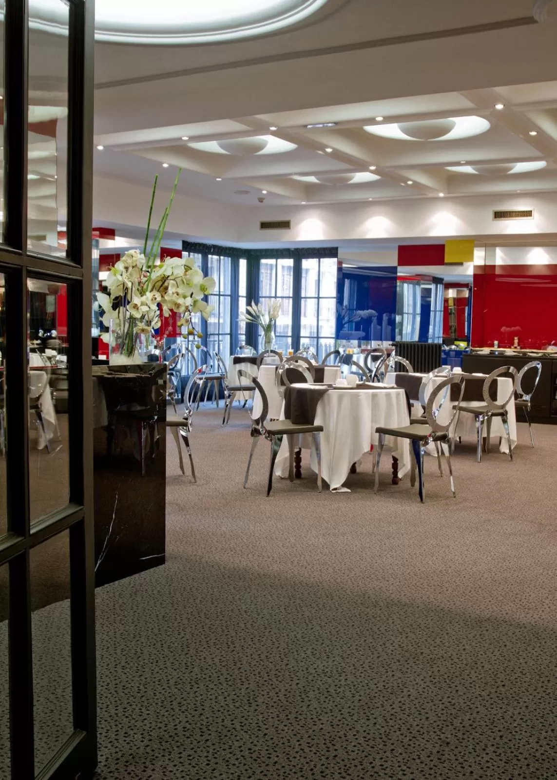 Restaurant/places to eat in Gran Hotel España