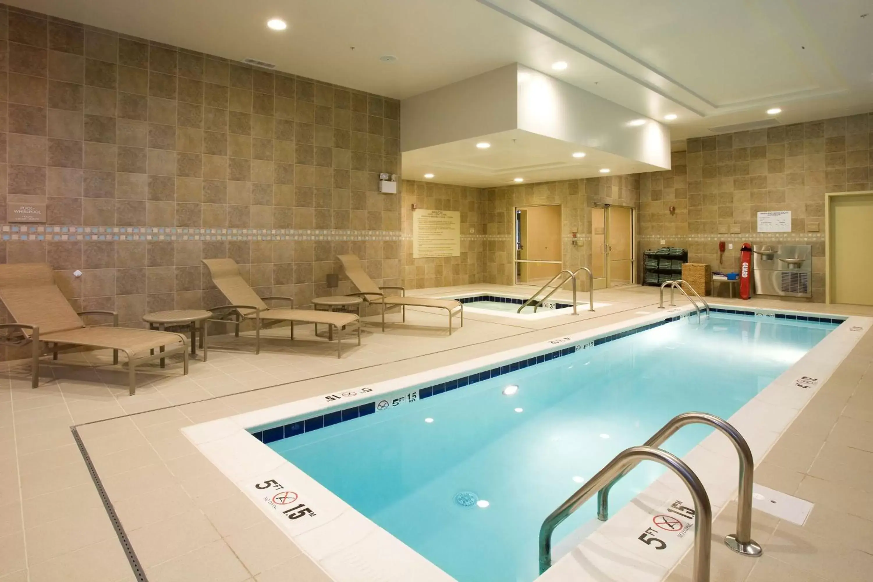 Pool view, Swimming Pool in Hilton Garden Inn Shirlington