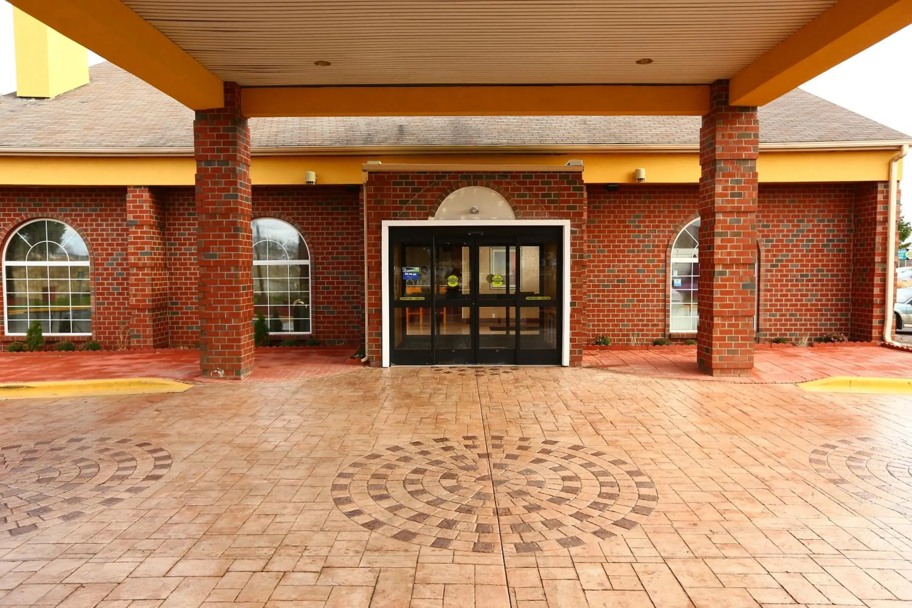 Facade/entrance in Wyndham Garden Grand Rapids Airport Facade/entrance in Wyndham Garden Grand Rapids Airport