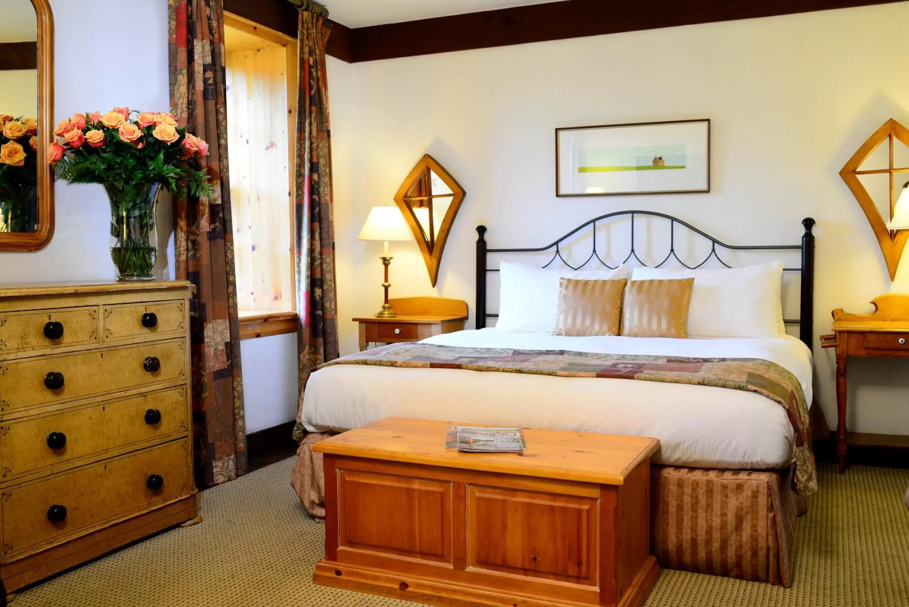 Bedroom, Bed in Millcroft Inn & Spa