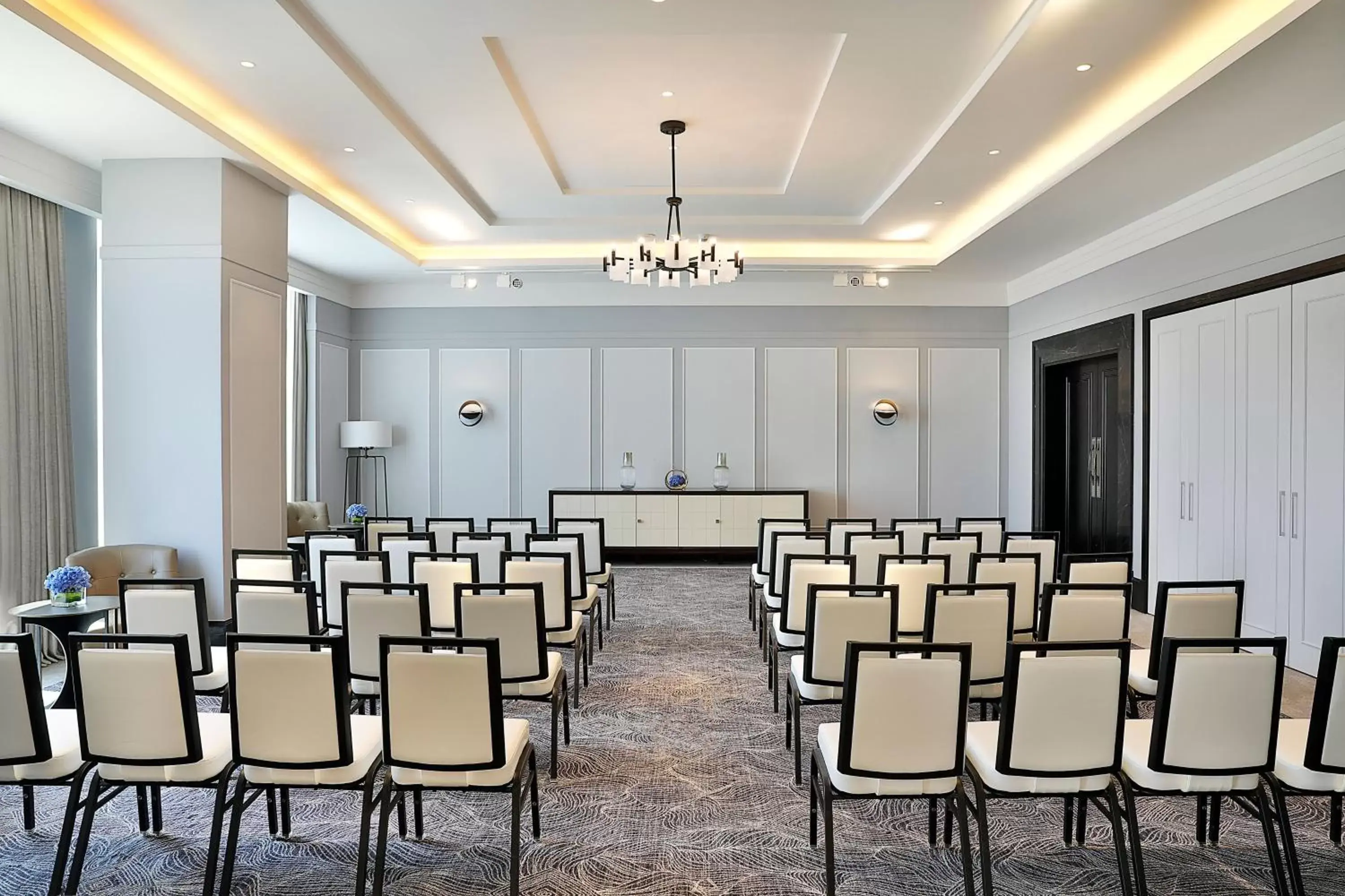 Meeting/conference room in The St. Regis Amman