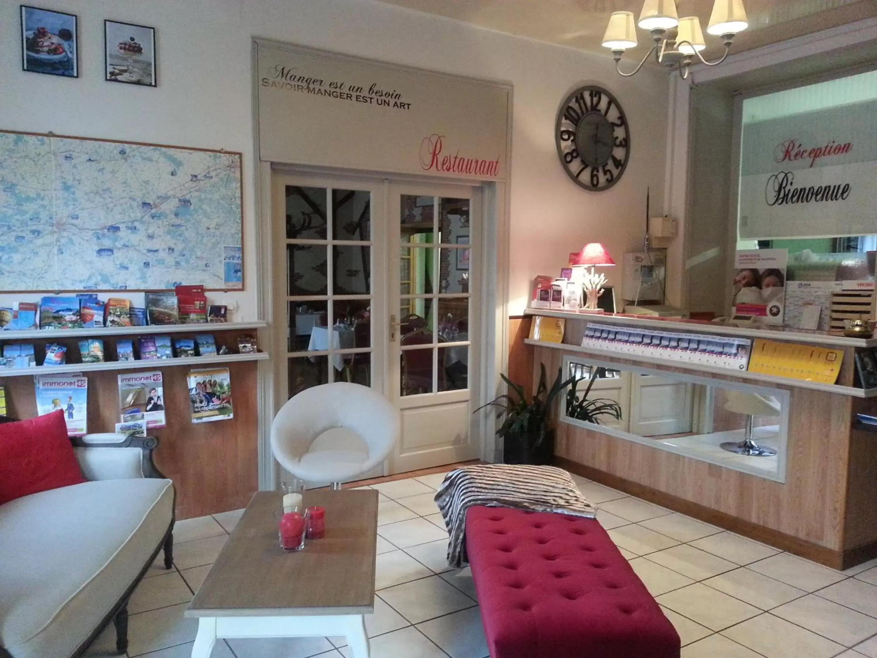 Lobby or reception in Le Beaugency