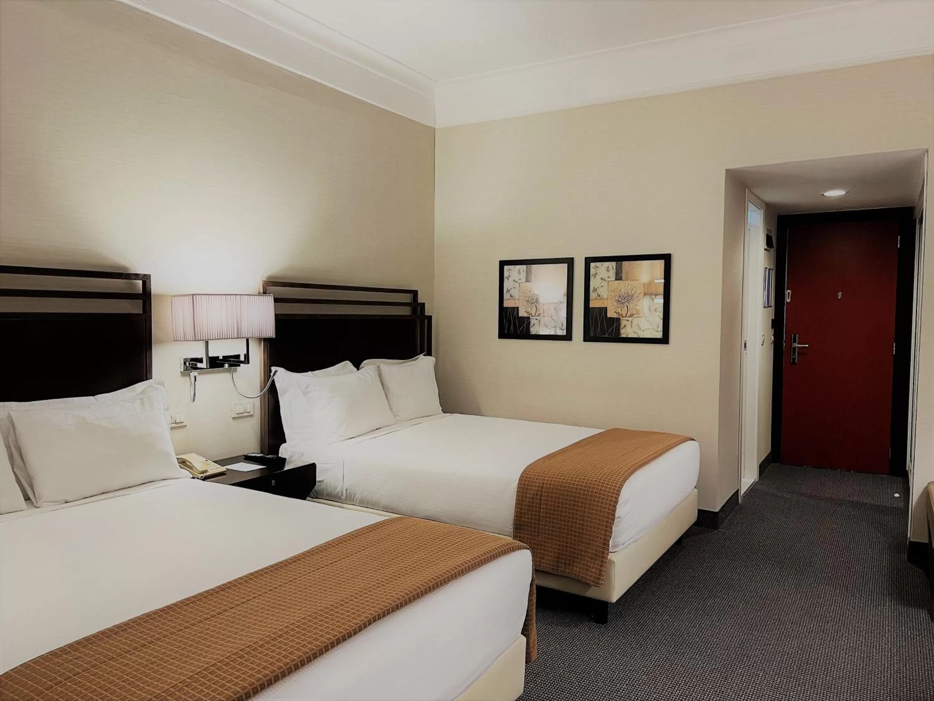 Standard Queen Room - Accessible in Crowne Plaza Rome St. Peter's by IHG