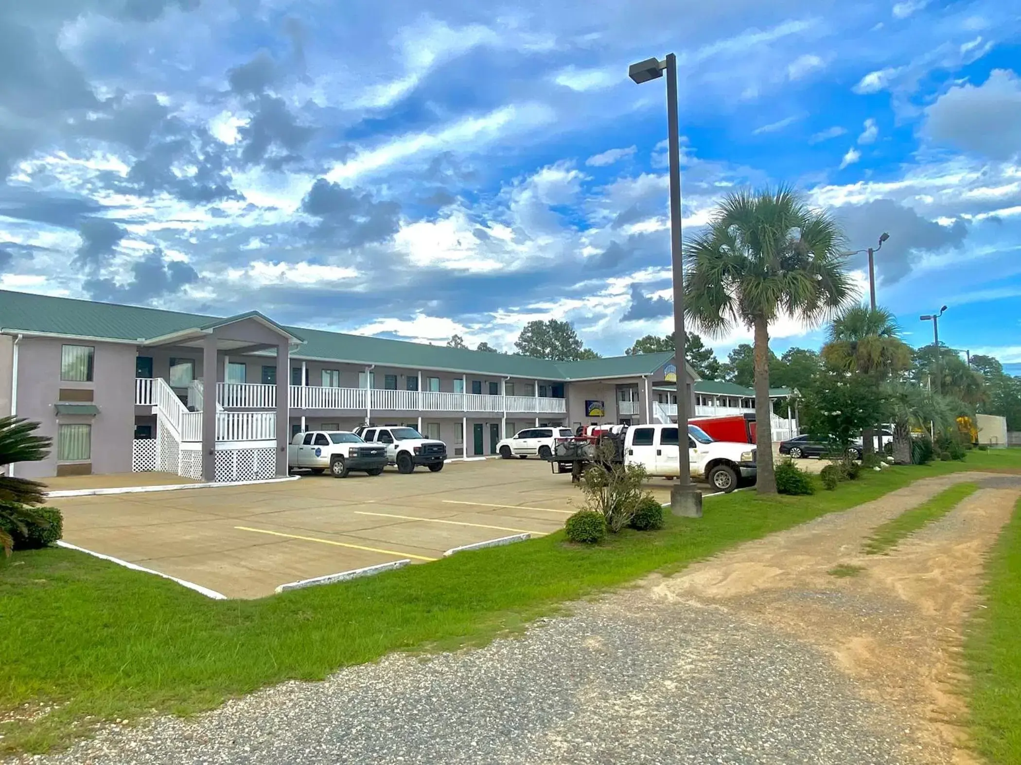 Property Building in Sylvester Inn