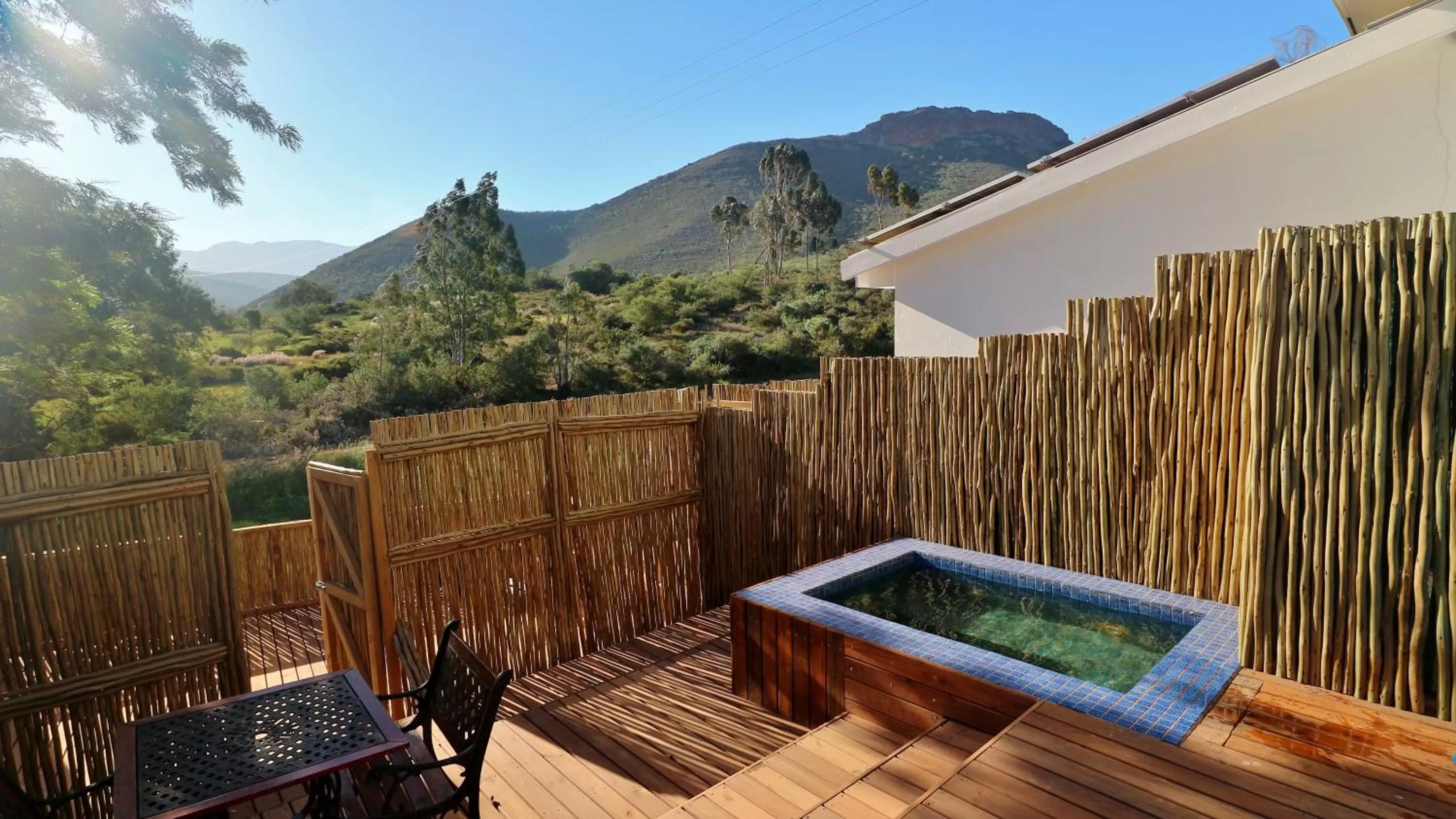 Mountain view in theLAB Robertson