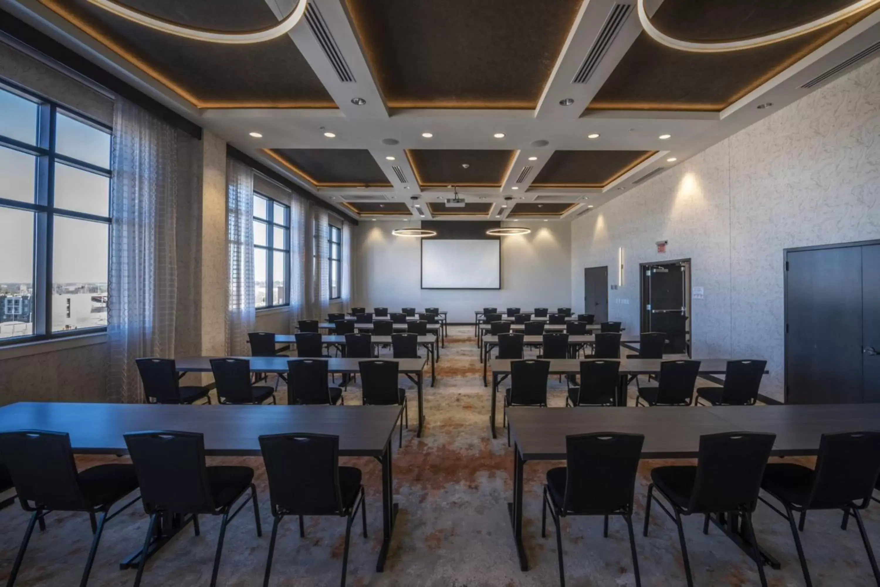 Meeting/conference room in Hotel Indigo Tulsa DWTN/Entertainment Area