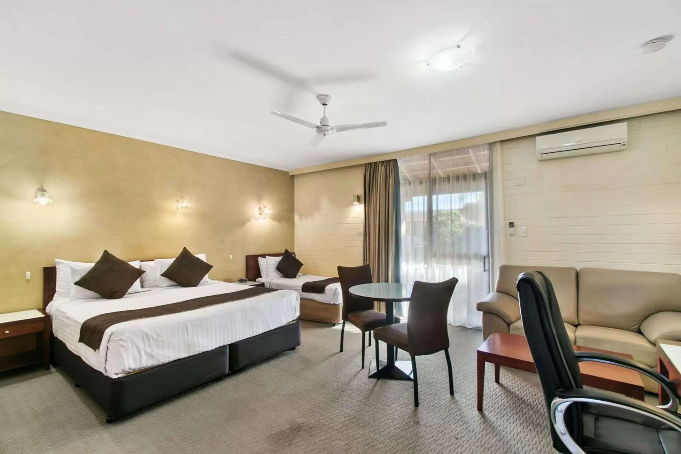 Bedroom in Comfort Inn Whyalla