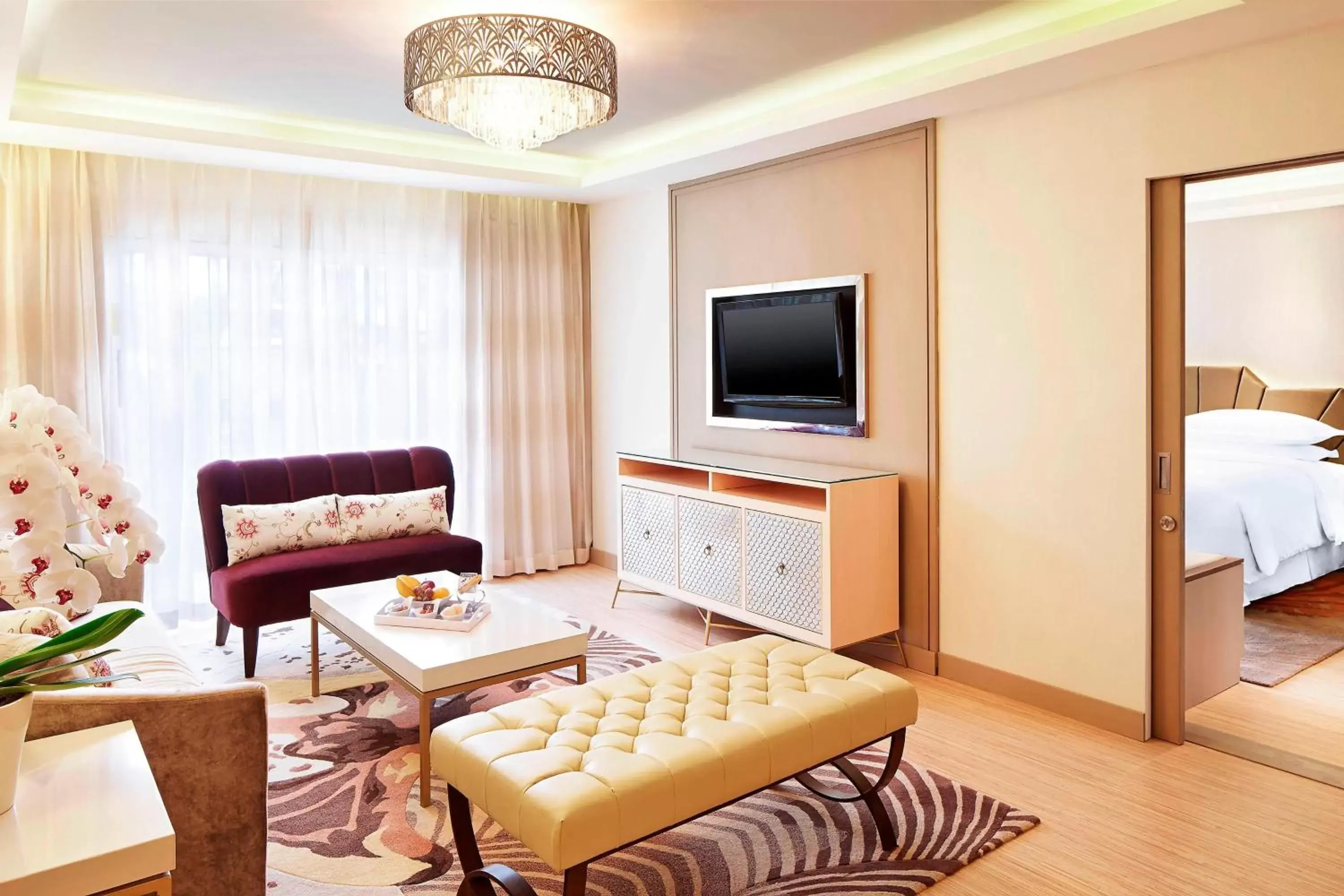 Living room, Seating Area in Sheraton Bandung Hotel & Towers