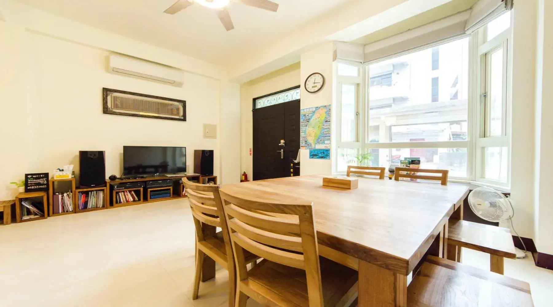 Lobby or reception in 相遇民宿Encounter Hostel - 證號 2153-附車位-English welcome Lobby or reception in 相遇民宿Encounter Hostel - 證號 2153-附車位-English welcome