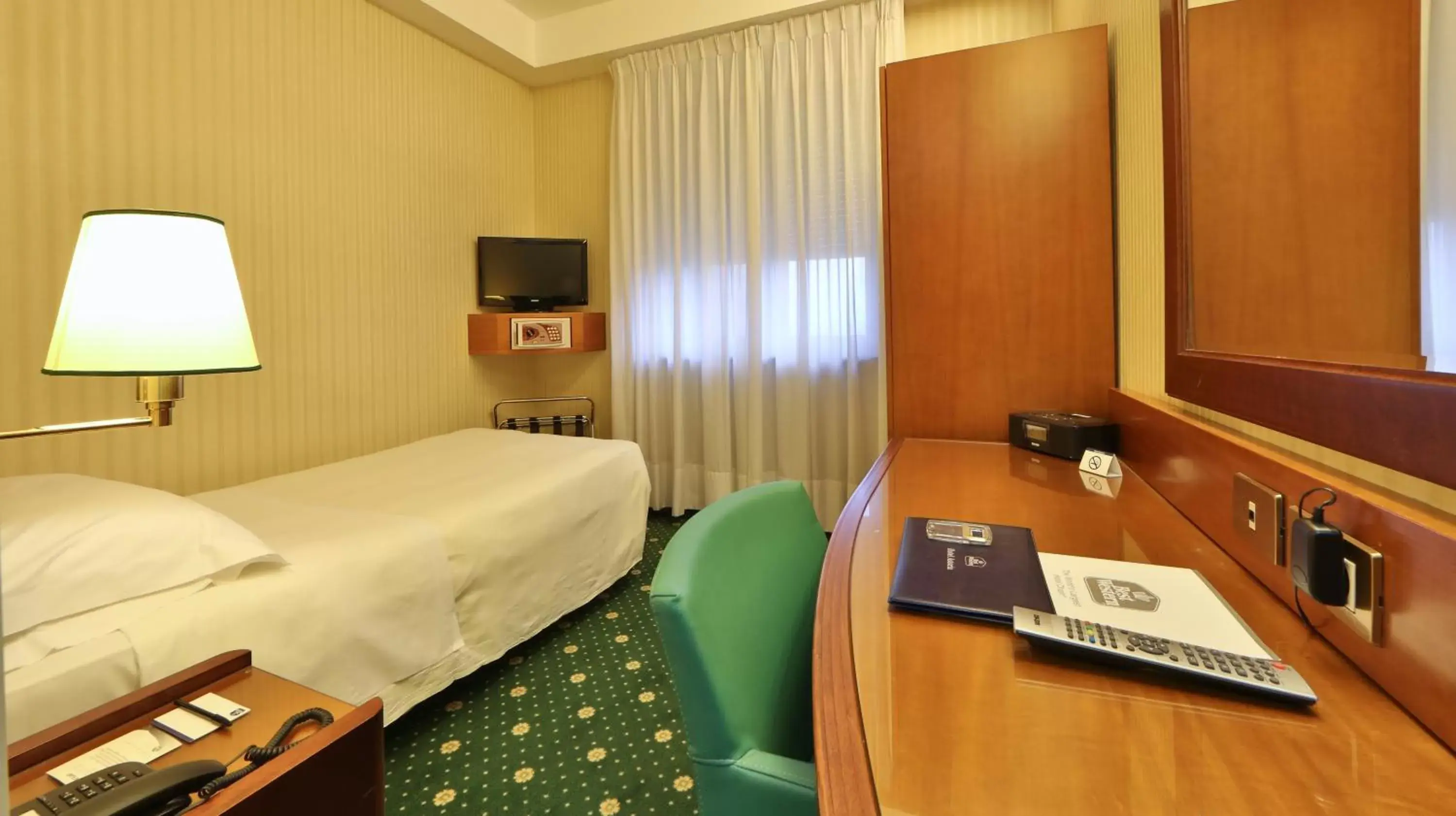 Bed in Hotel Astoria Sure Hotel Collection By Best Western