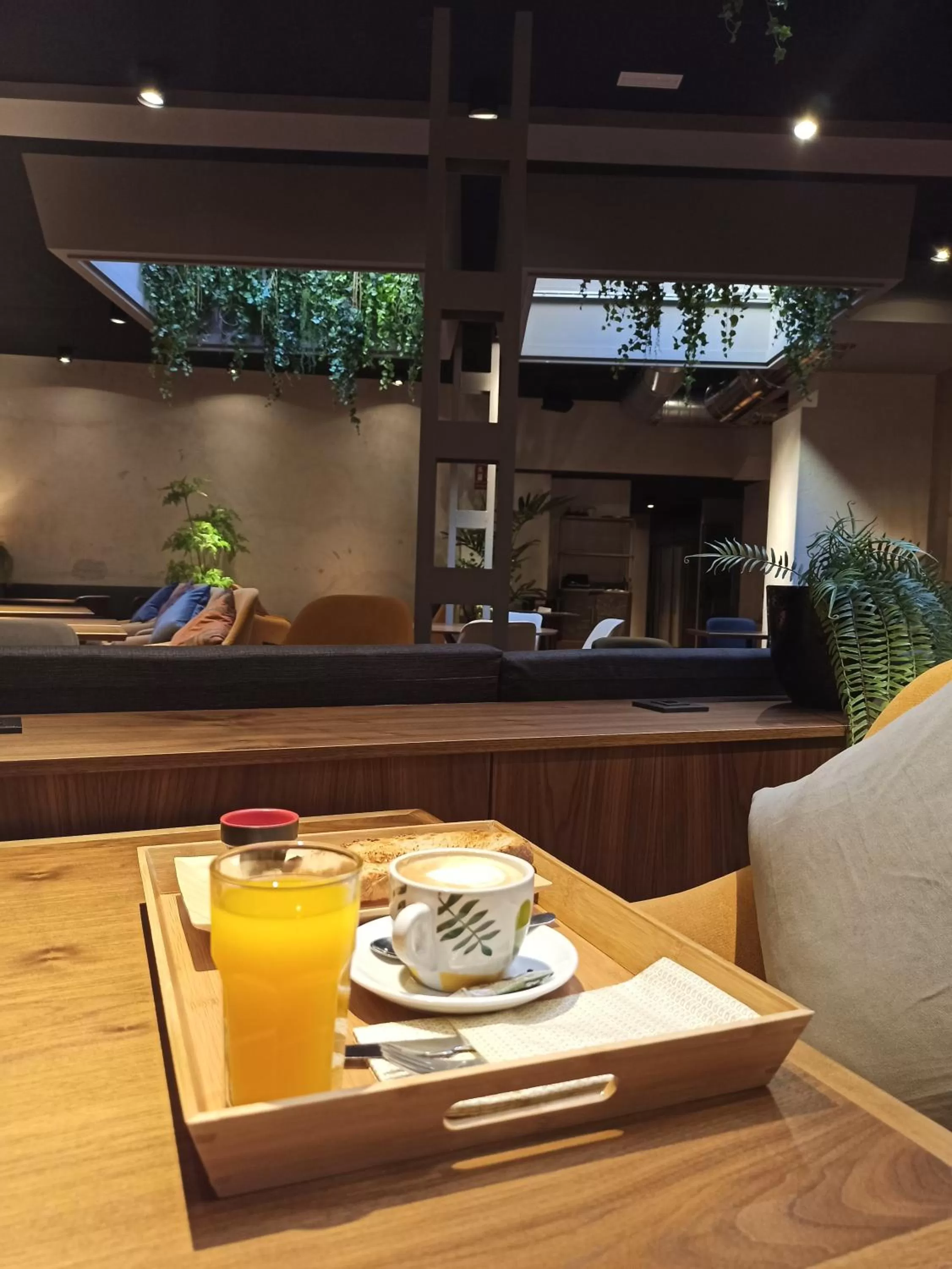 Food and drinks in ARVA Spa París