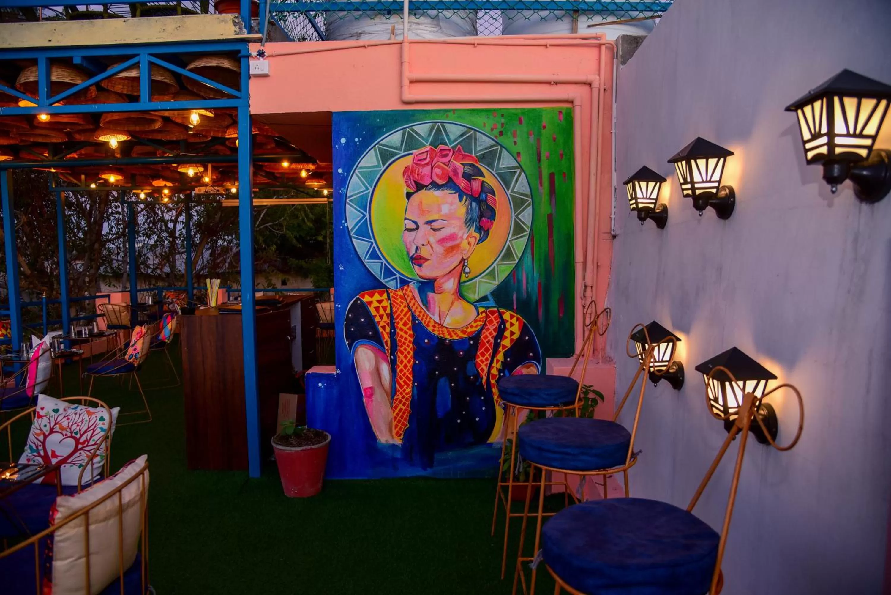 Restaurant/places to eat in Hotel Casa by the lake