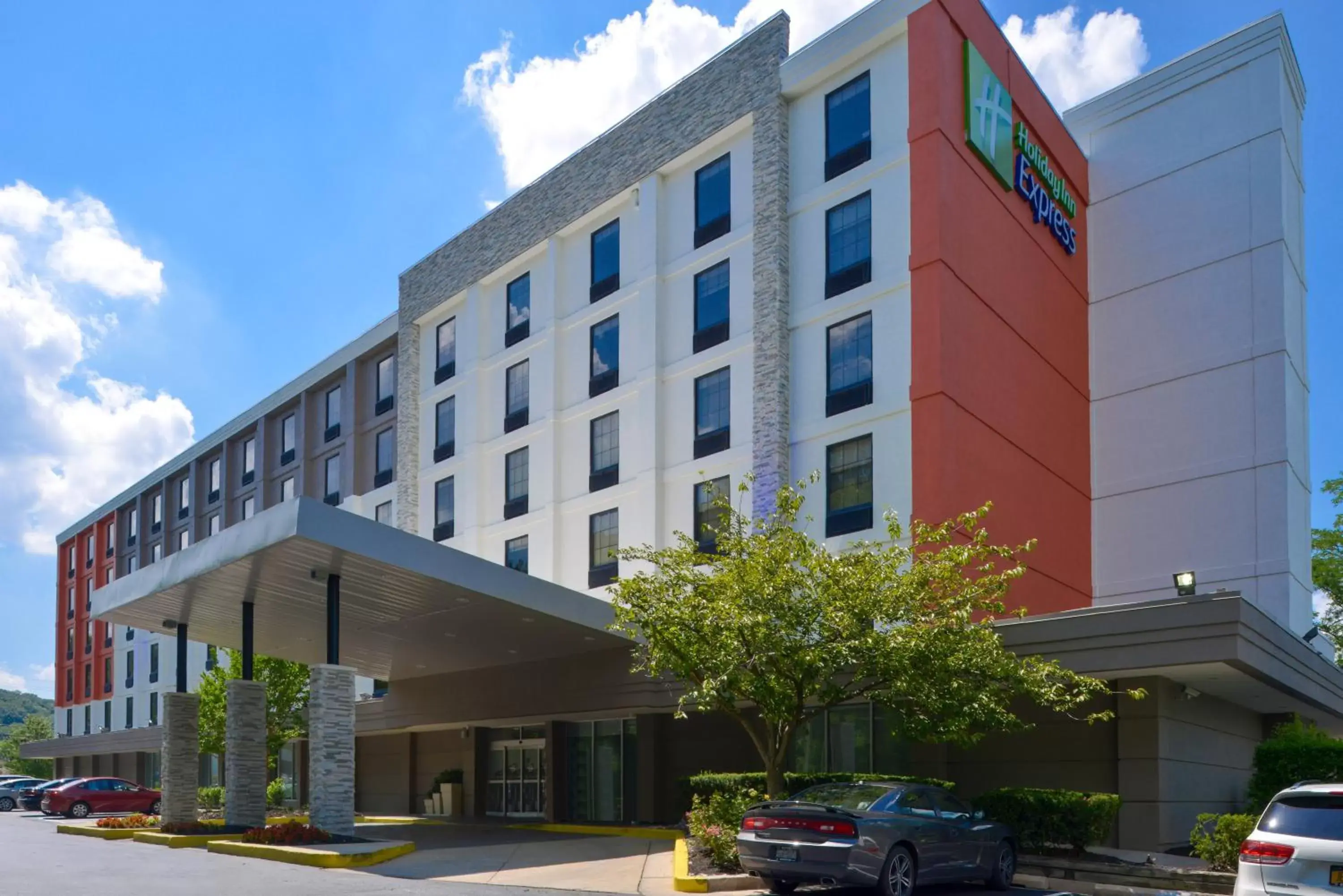 Property Building in Holiday Inn Express Towson- Baltimore North, an IHG Hotel