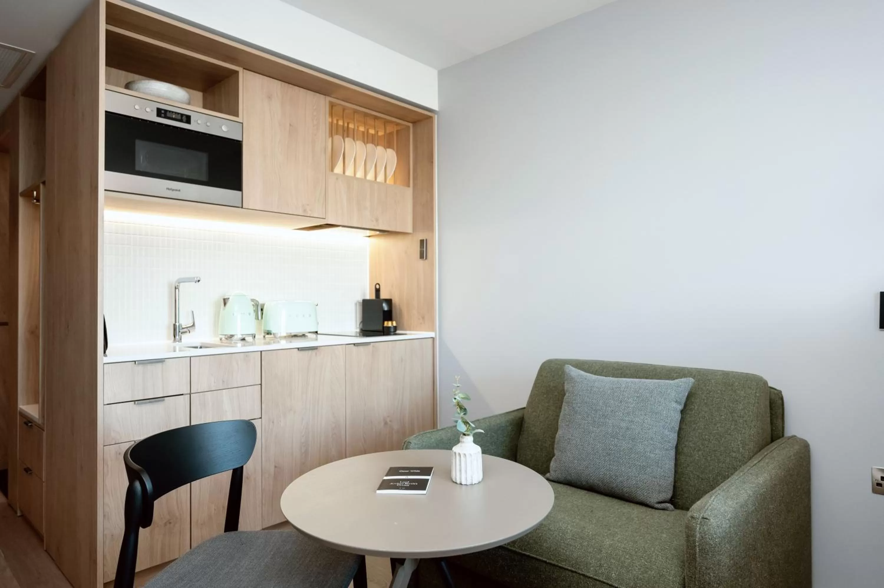 Wilde Studio Twin in Wilde Aparthotels London Paddington