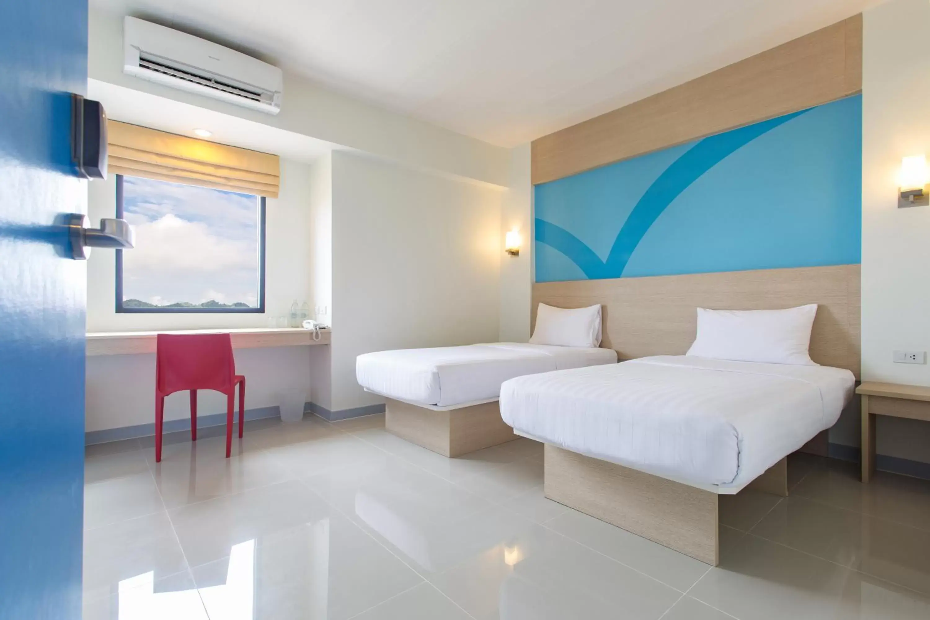 Bedroom, Bed in Hop Inn Hotel Makati Avenue Manila