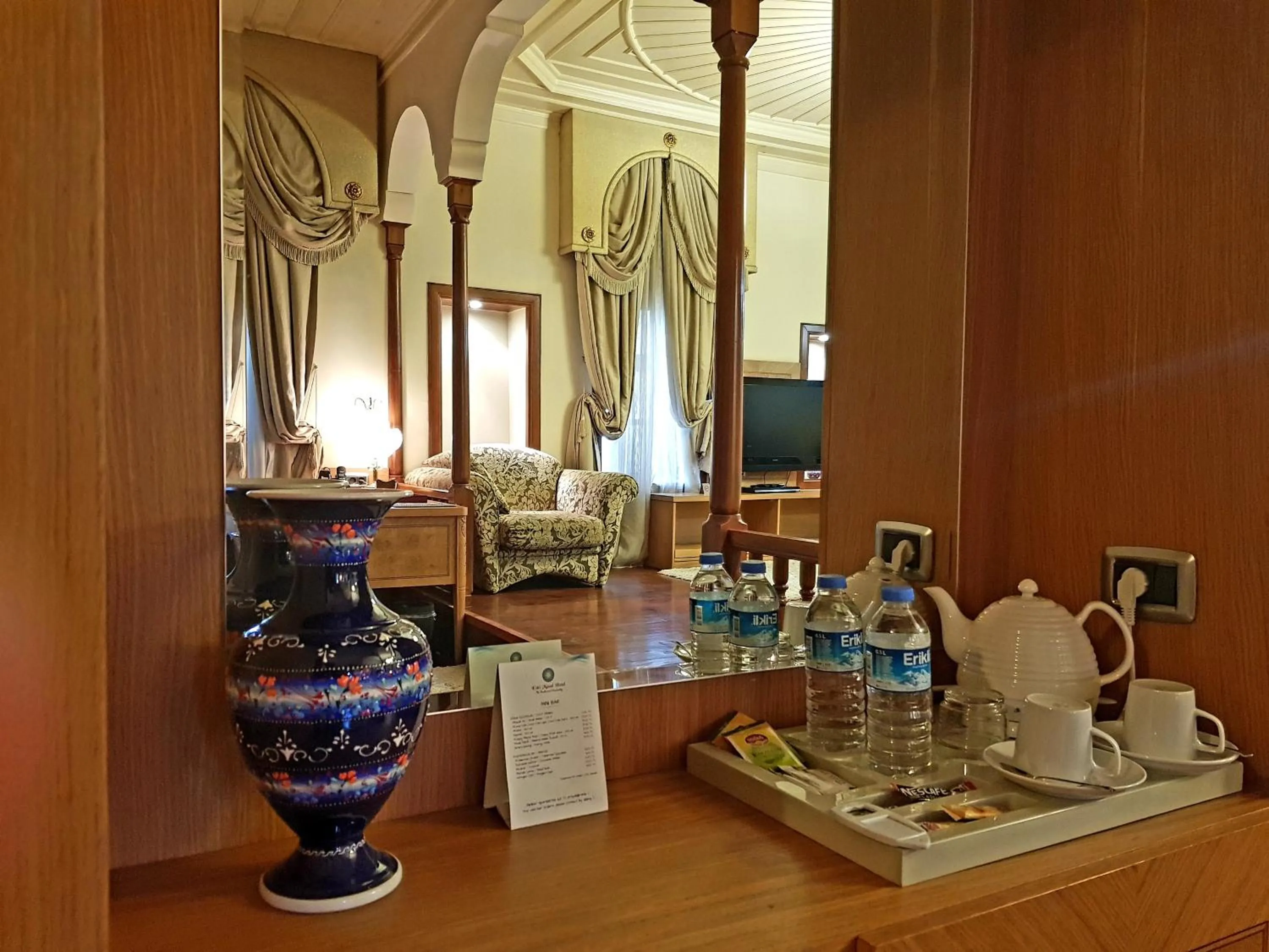 Coffee/tea facilities in Eski Masal Hotel - Special Class