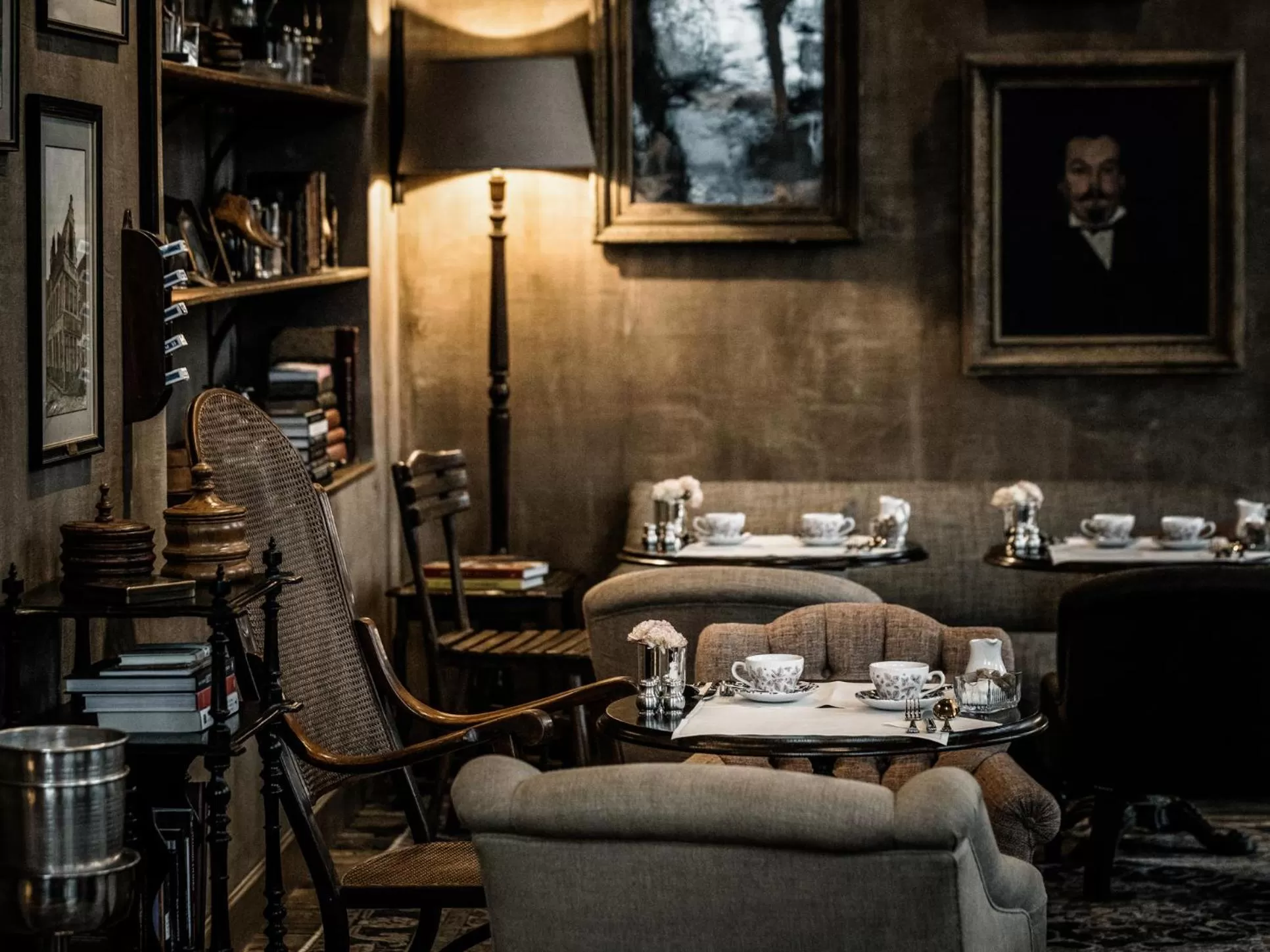 Restaurant/places to eat in 1898 The Post