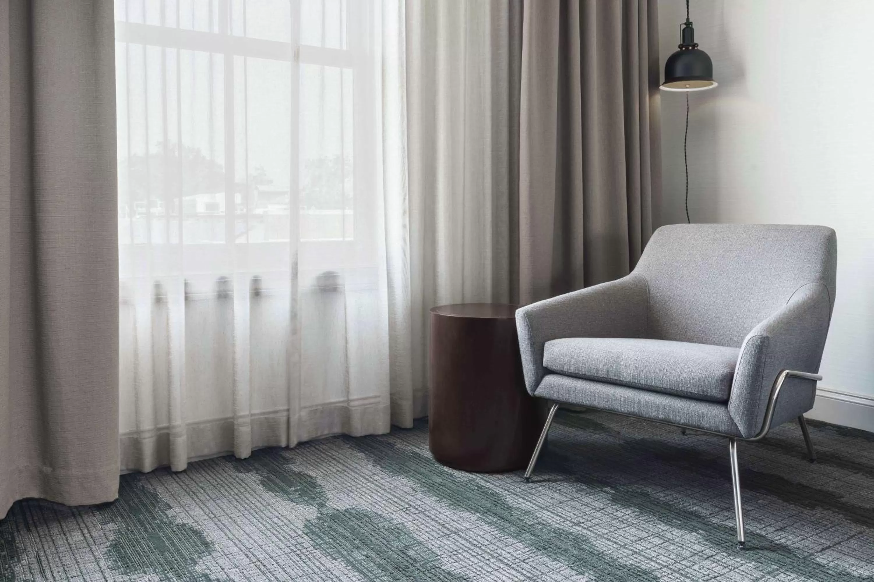 Photo of the whole room in Hilton Garden Inn Annapolis Downtown