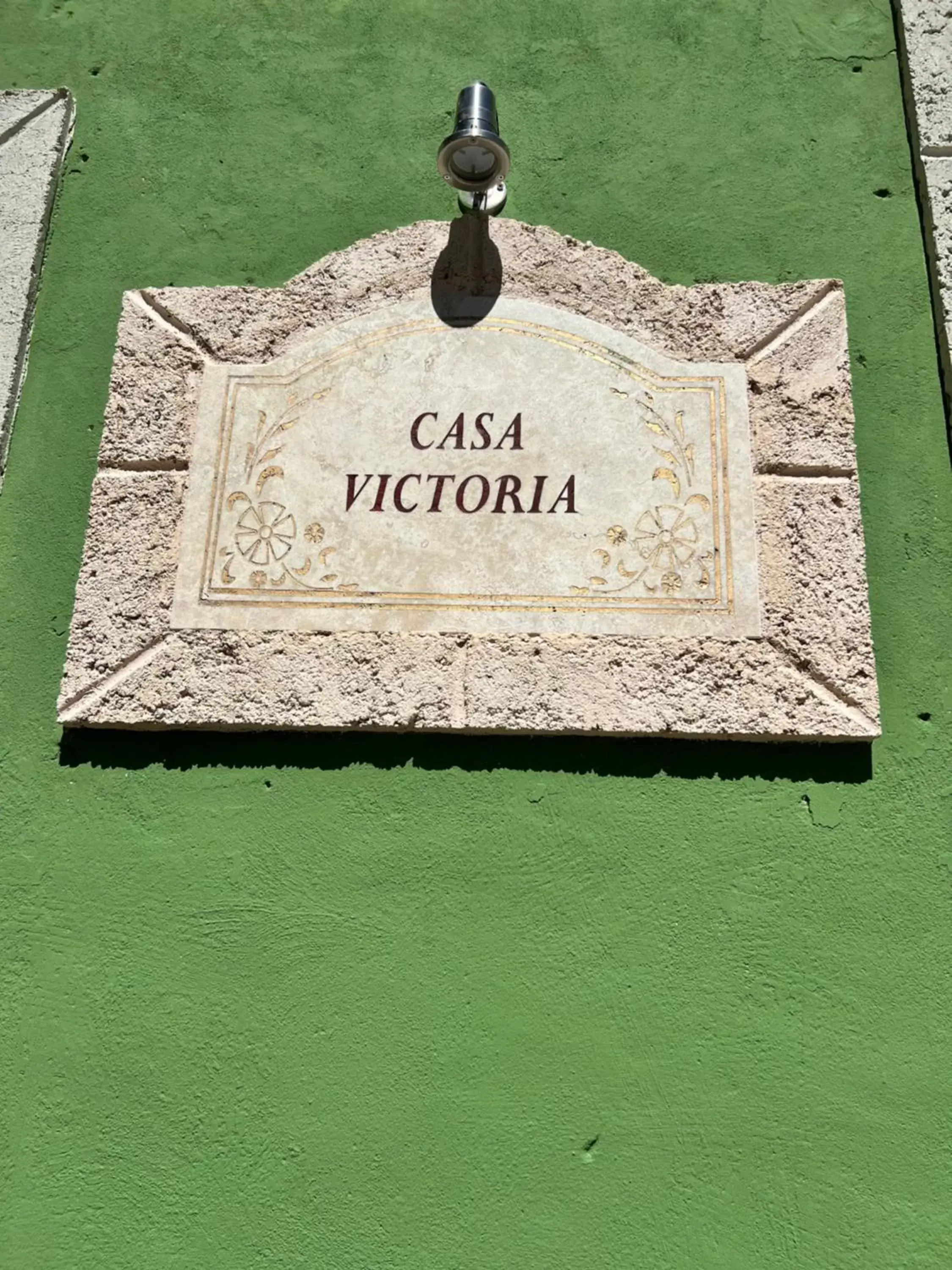 Property Logo/Sign in CASA VICTORIA