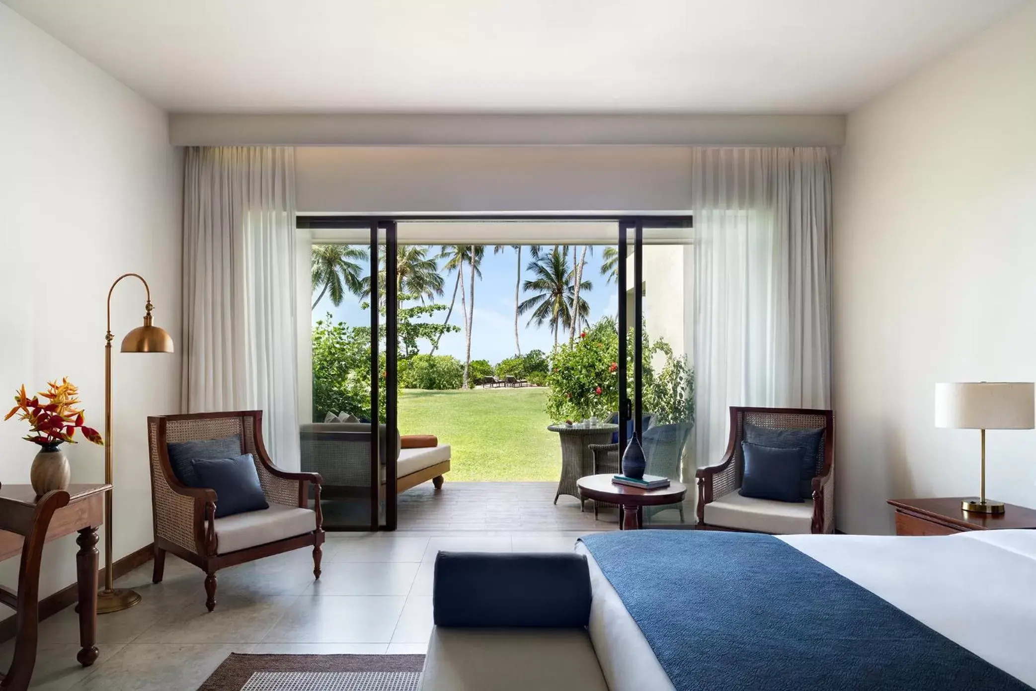 Bedroom in Anantara Peace Haven Tangalle Resort