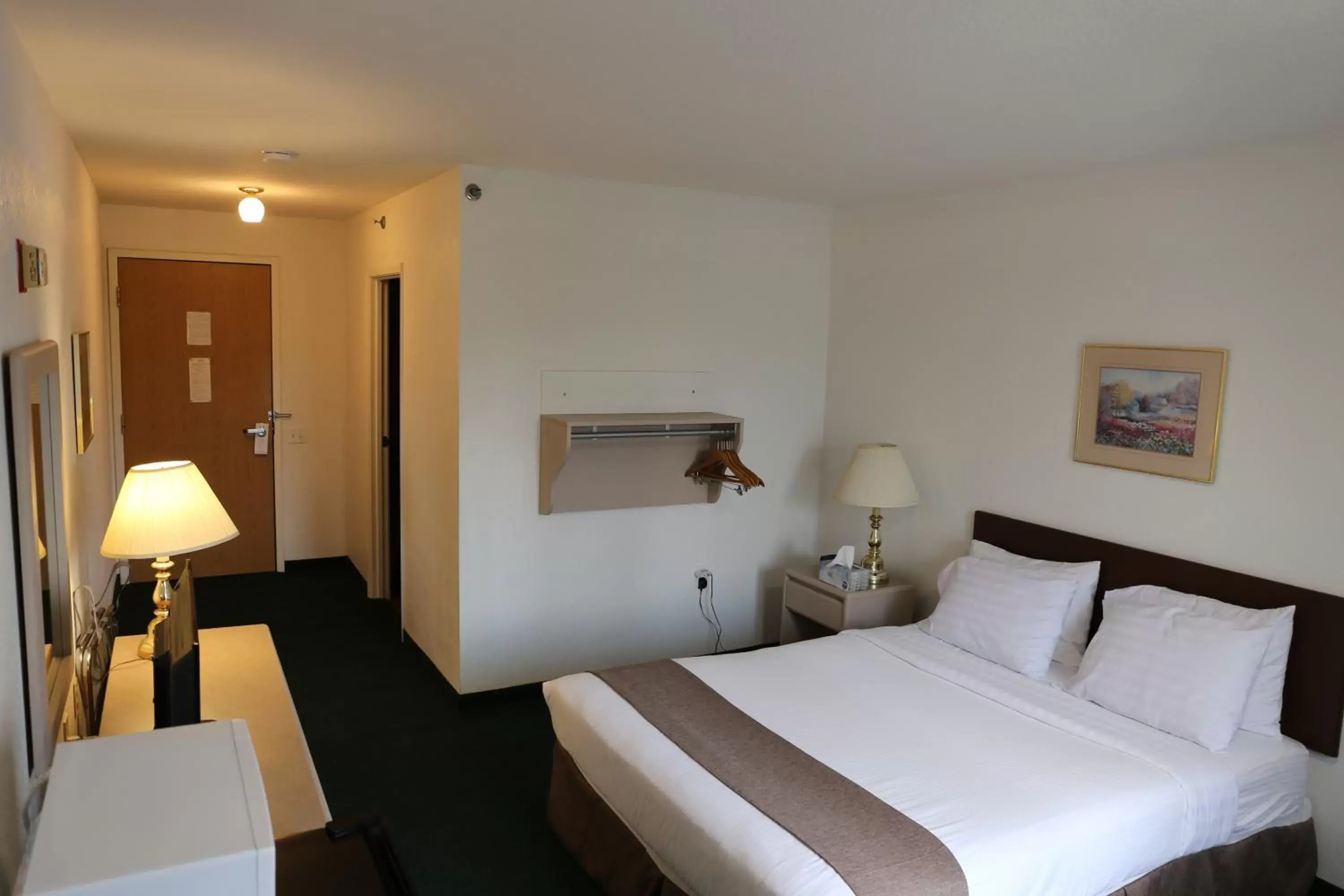 Facility for disabled guests, Bed in Didsbury Country Inn