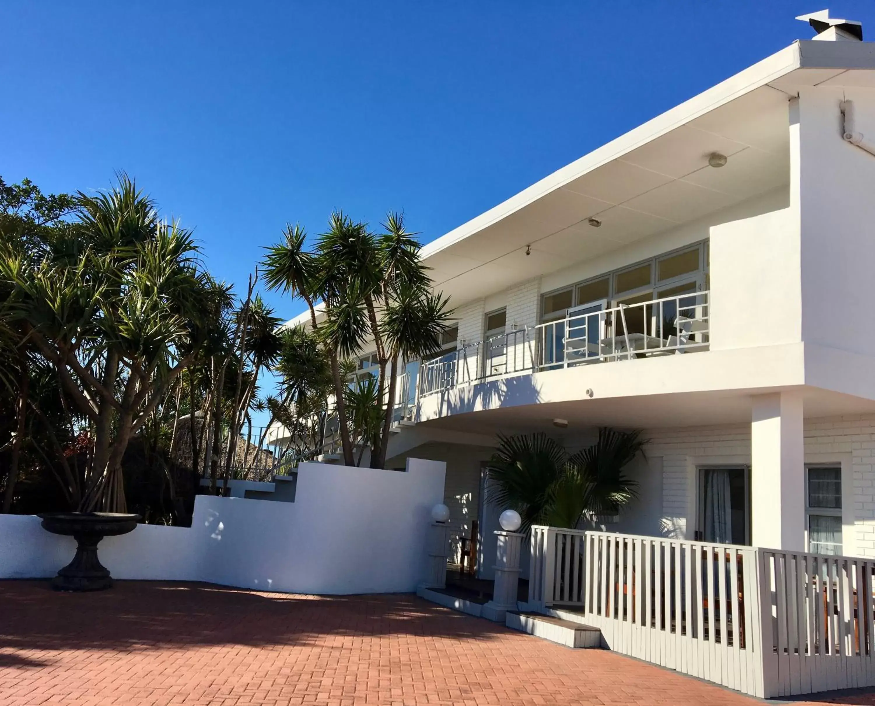 Facade/entrance, Property Building in La Mer Guesthouse