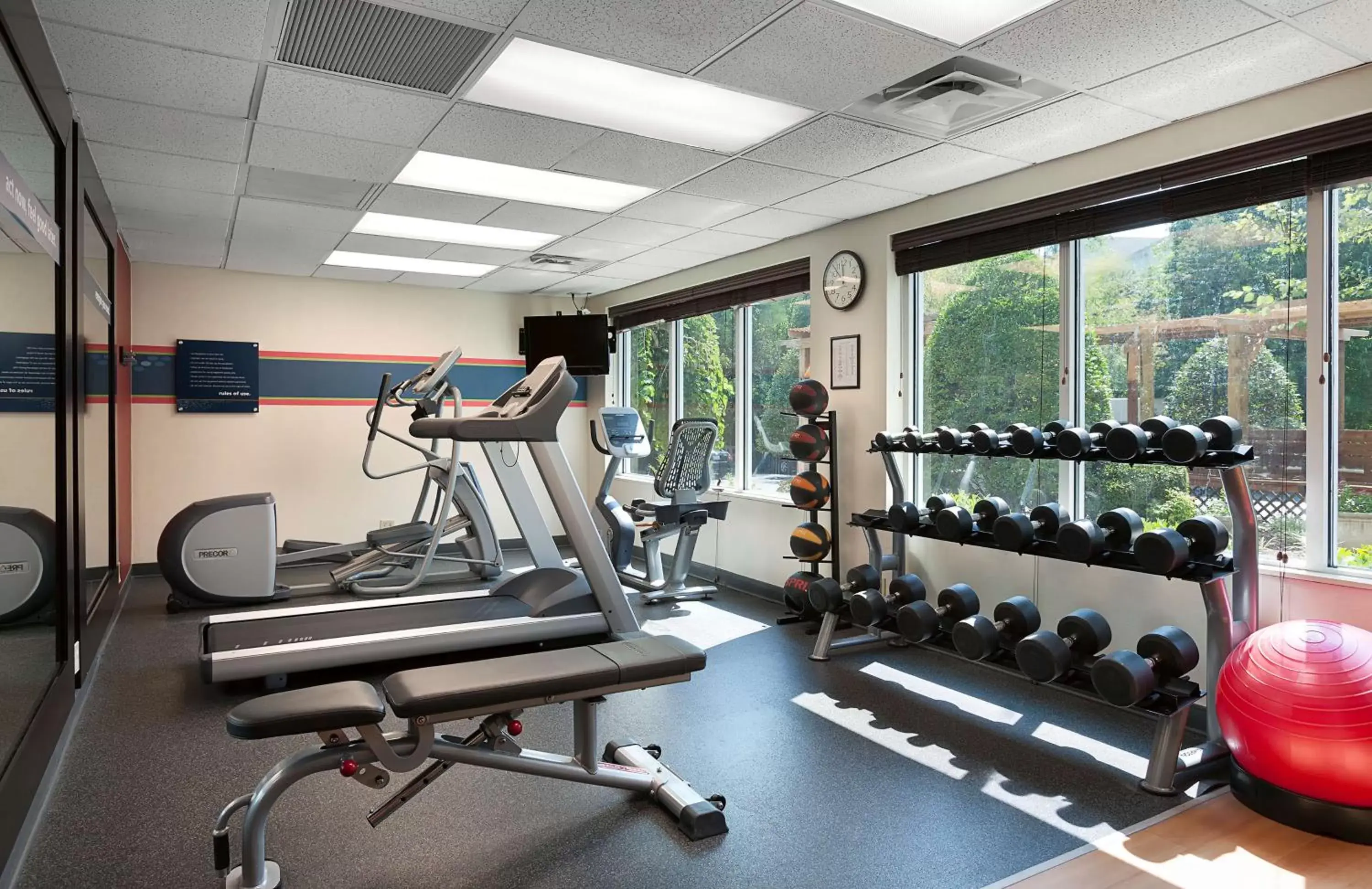 Fitness centre/facilities, Fitness Center/Facilities in Hampton Inn & Suites Charlotte/Pineville