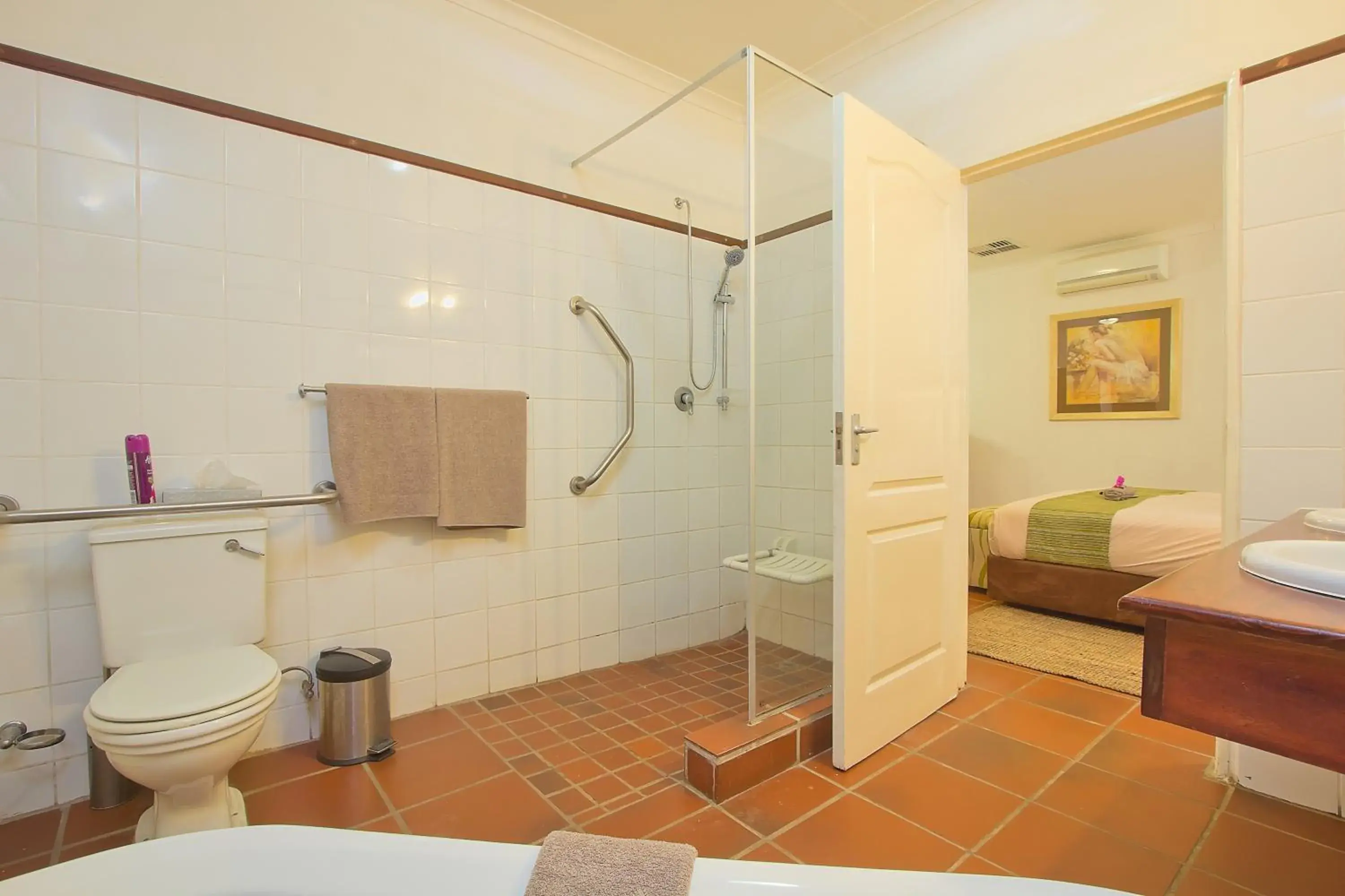 Toilet, Bathroom in Tzaneen Country Lodge