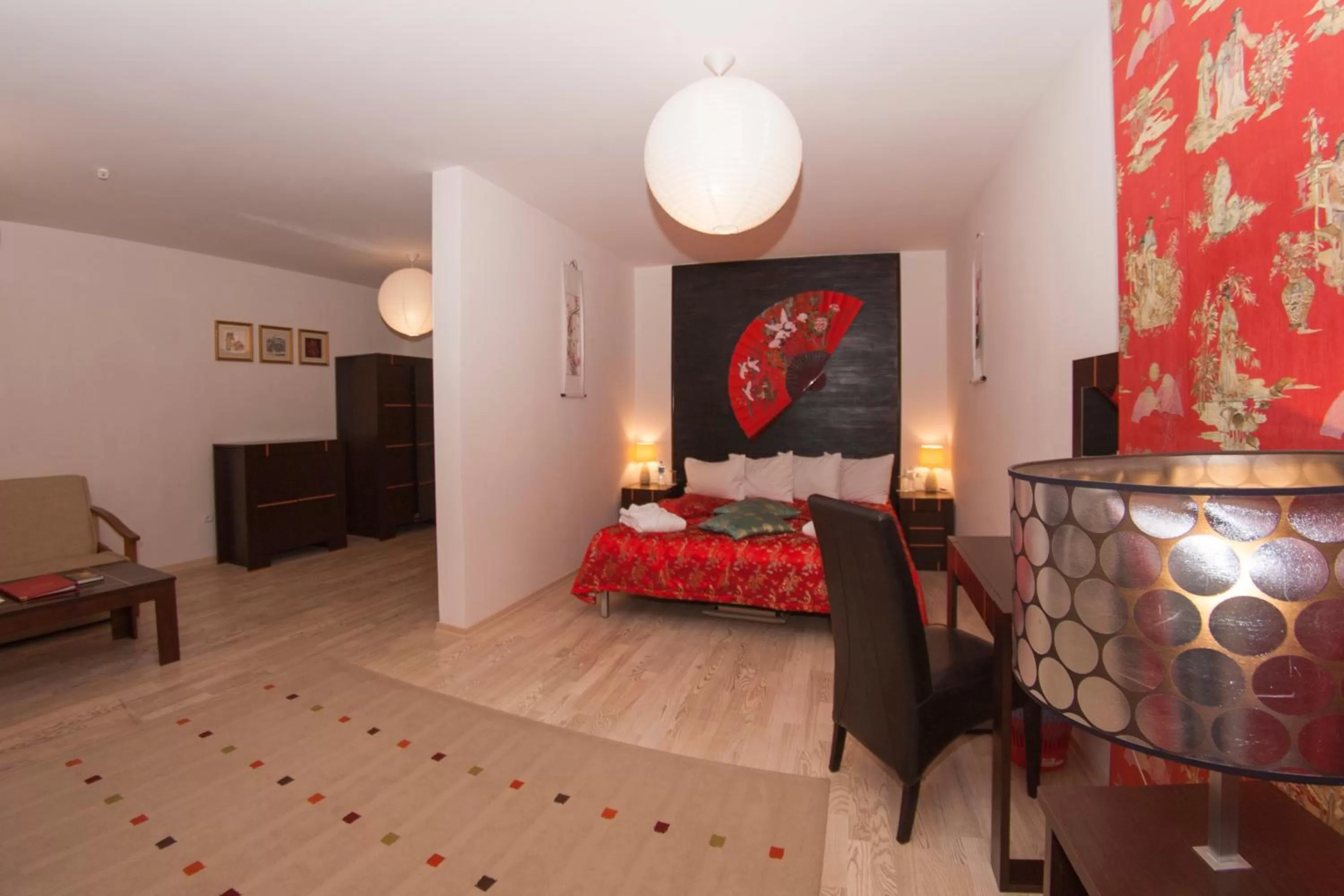 Decorative detail, Bed in Oscar