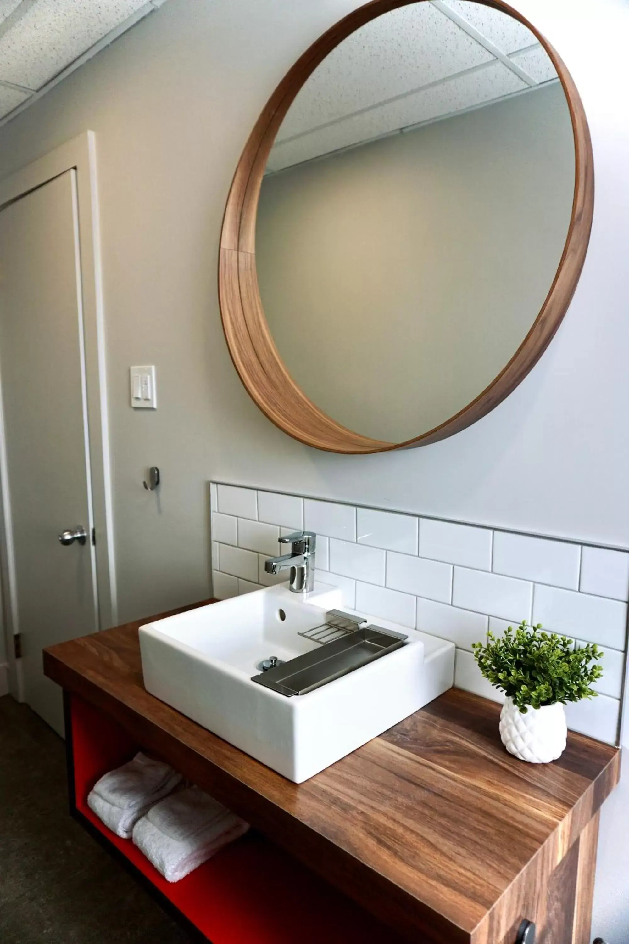 Bathroom in Morel Executive Suites