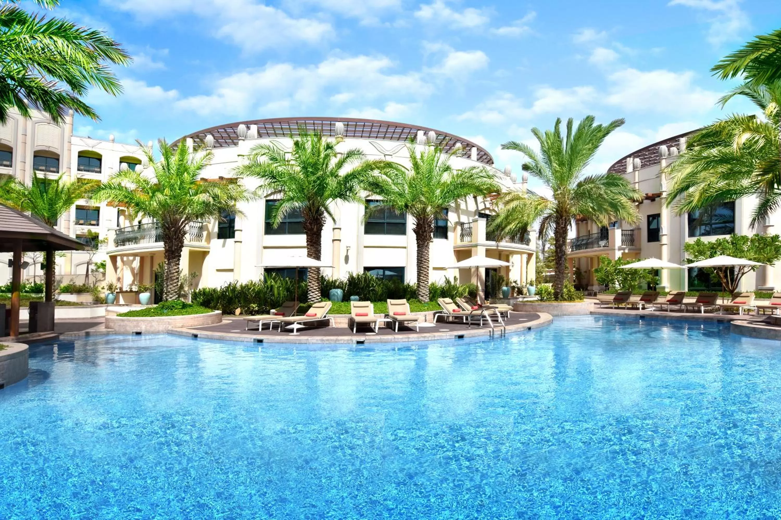 Property building in Al Ain Rotana