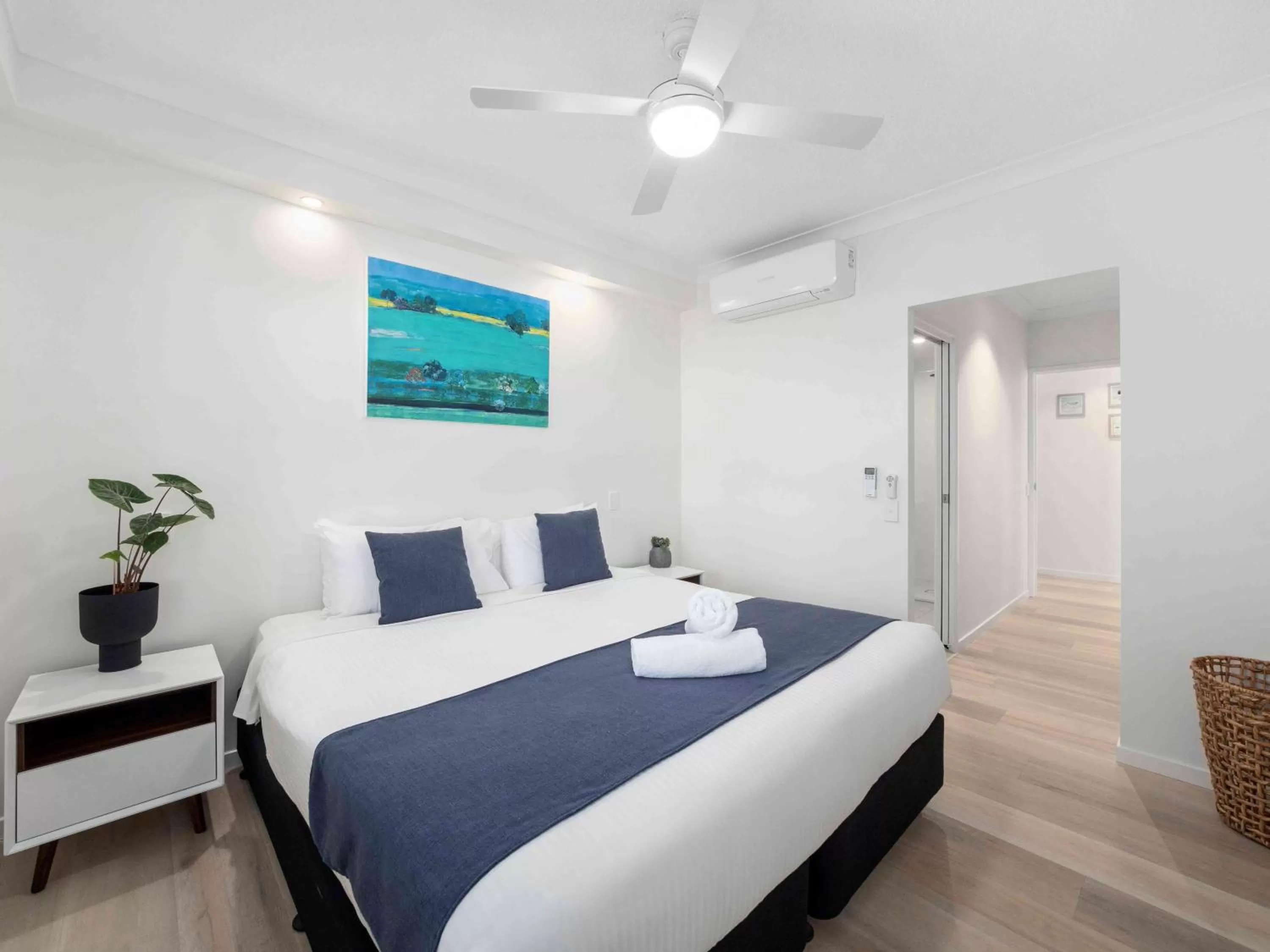 Bed in Pacific Marina Apartments