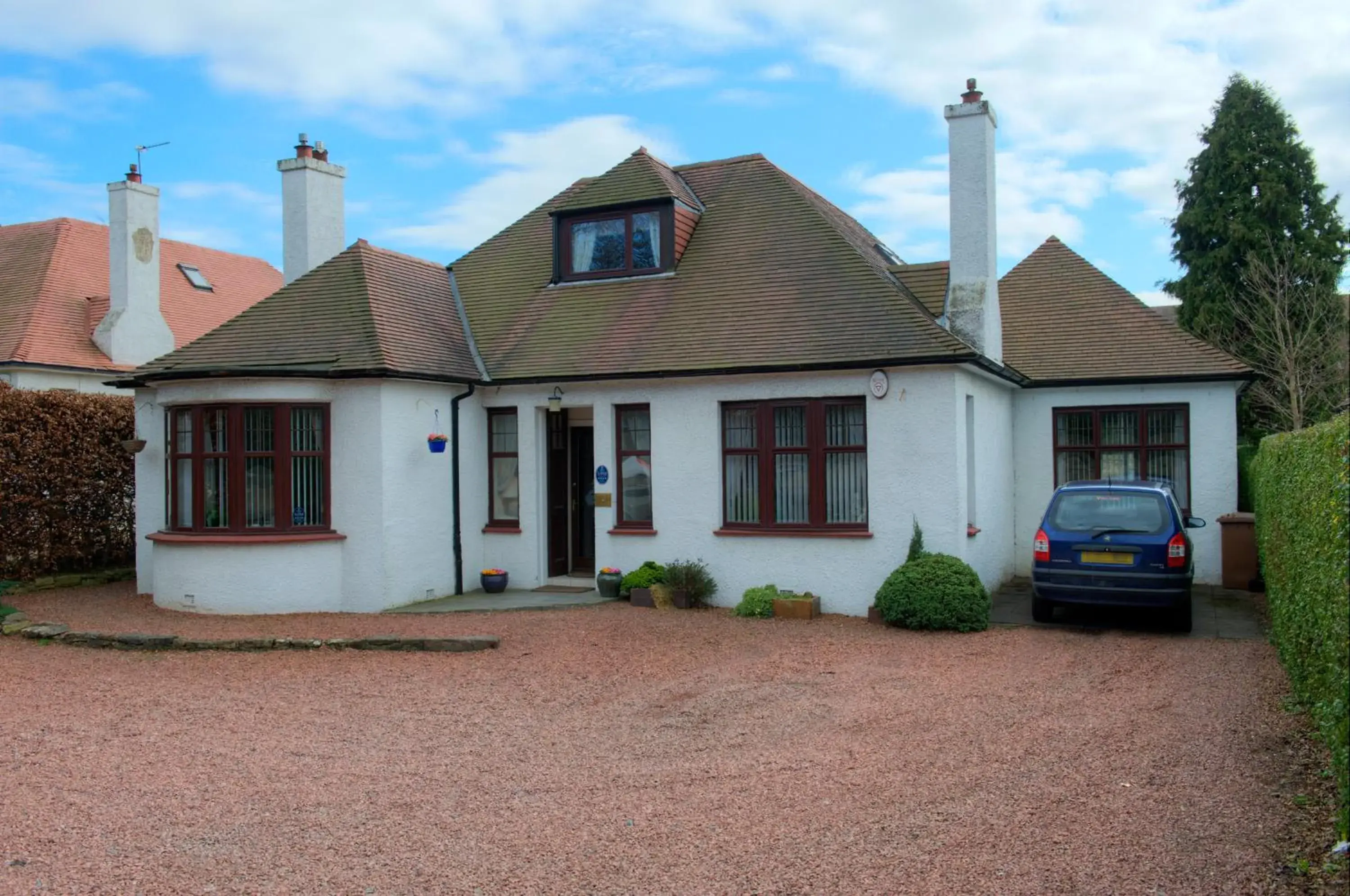 Facade/entrance, Property Building in Acer Lodge Guest House