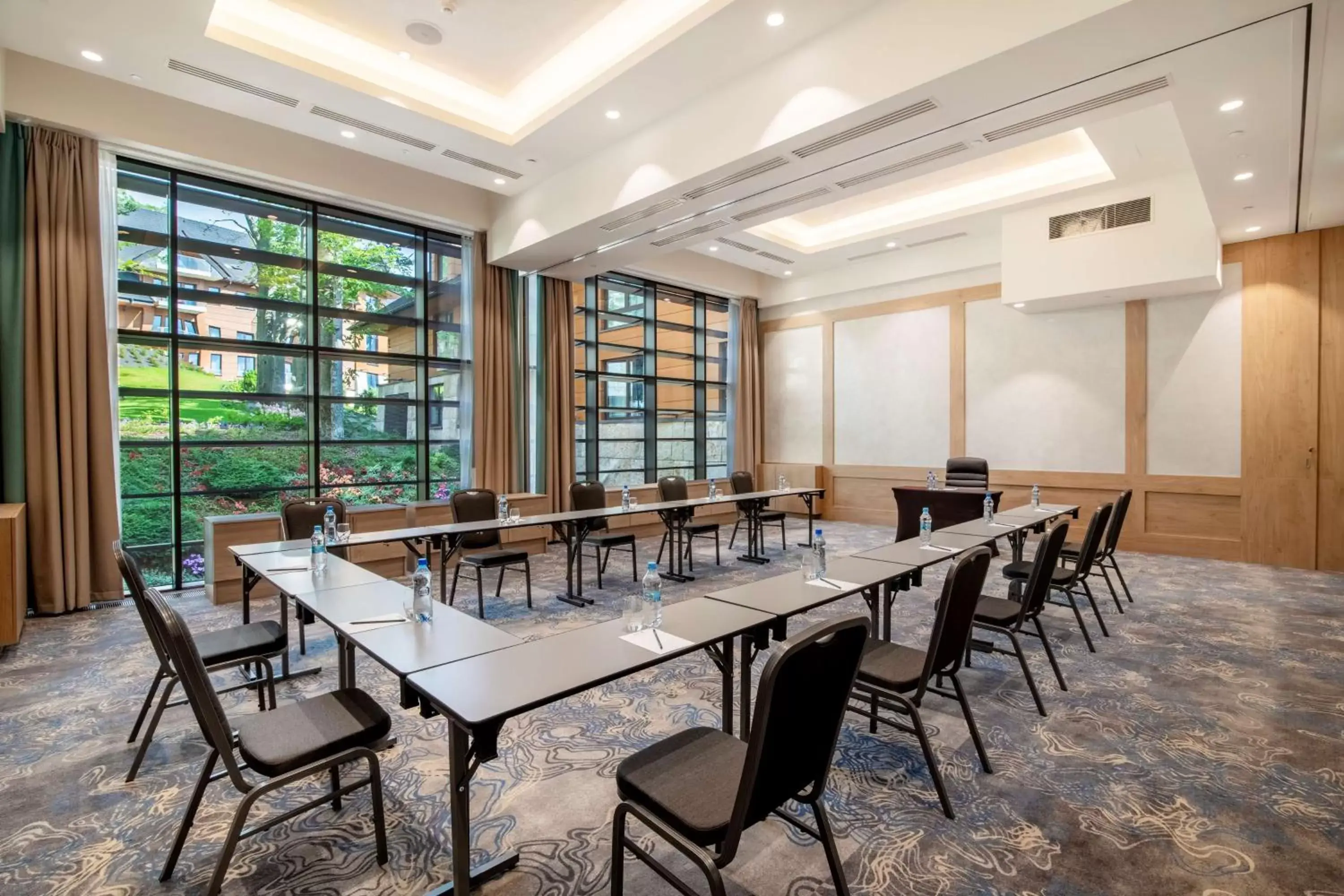 Meeting/conference room in Radisson Blu Hotel & Residences