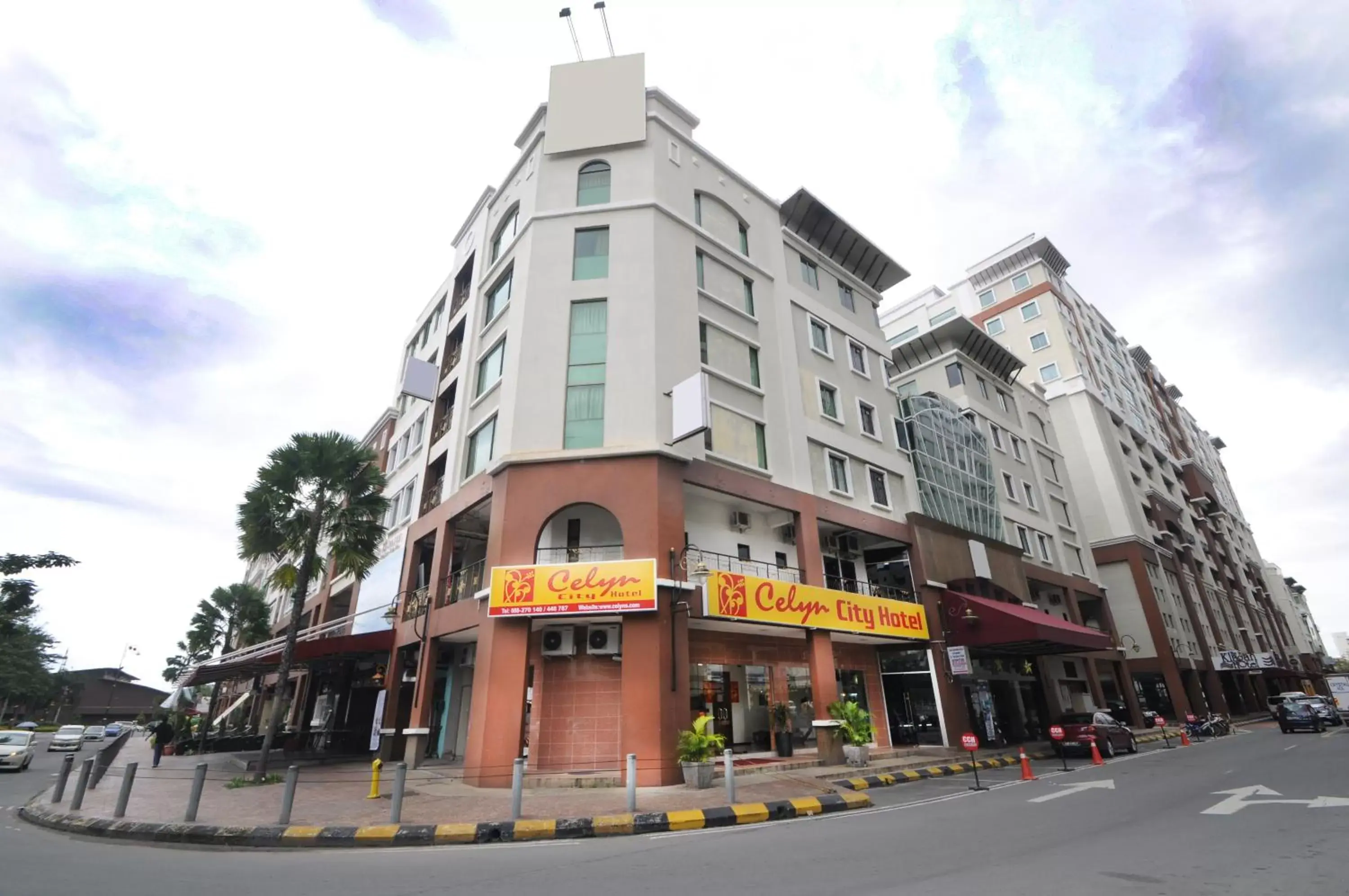 Facade/entrance, Property Building in Celyn City Hotel