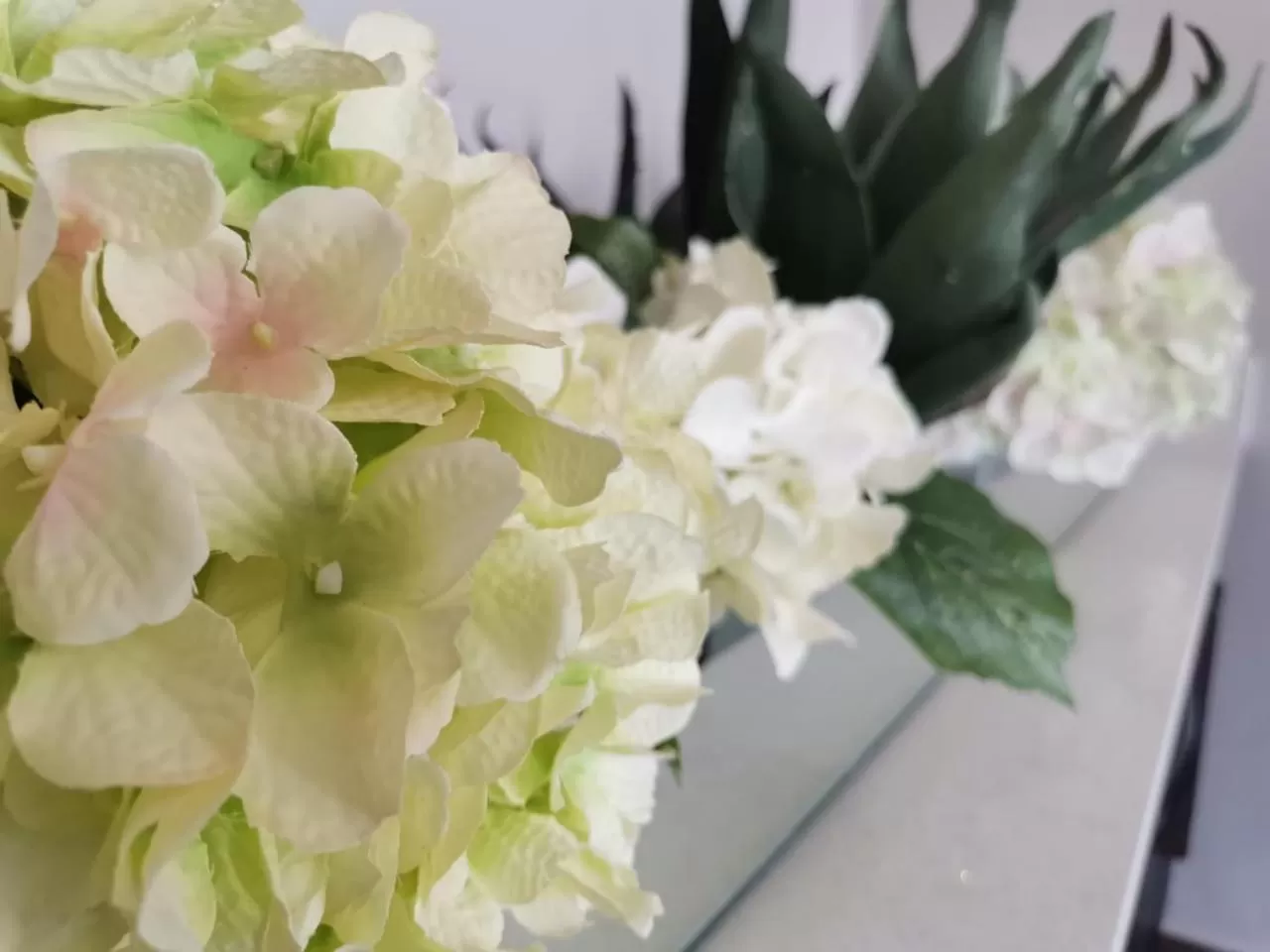 Decorative detail in The Raz