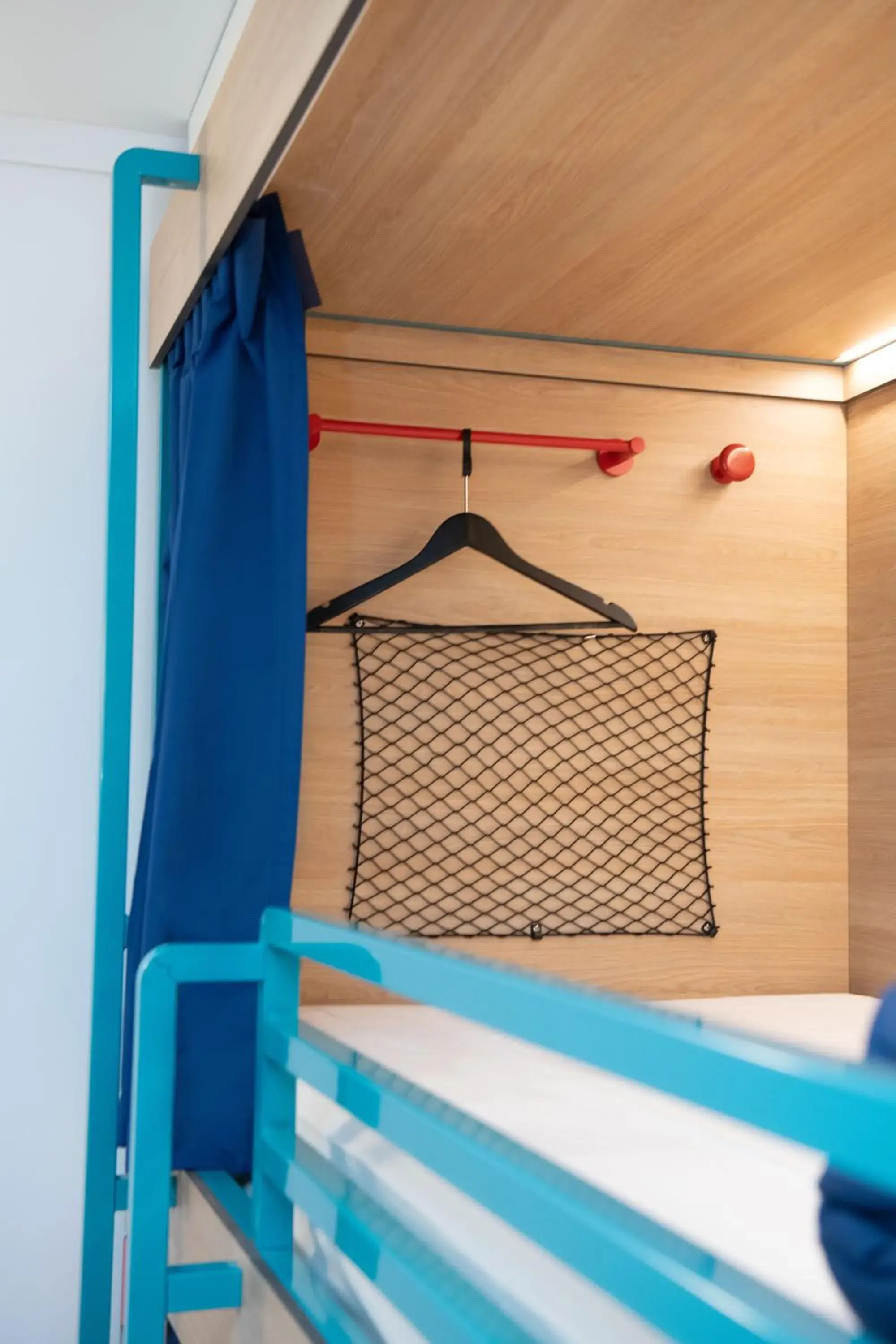 Bed, Bunk Bed in Auberge de jeunesse Hosho Paris Sud - Porte d'Italie