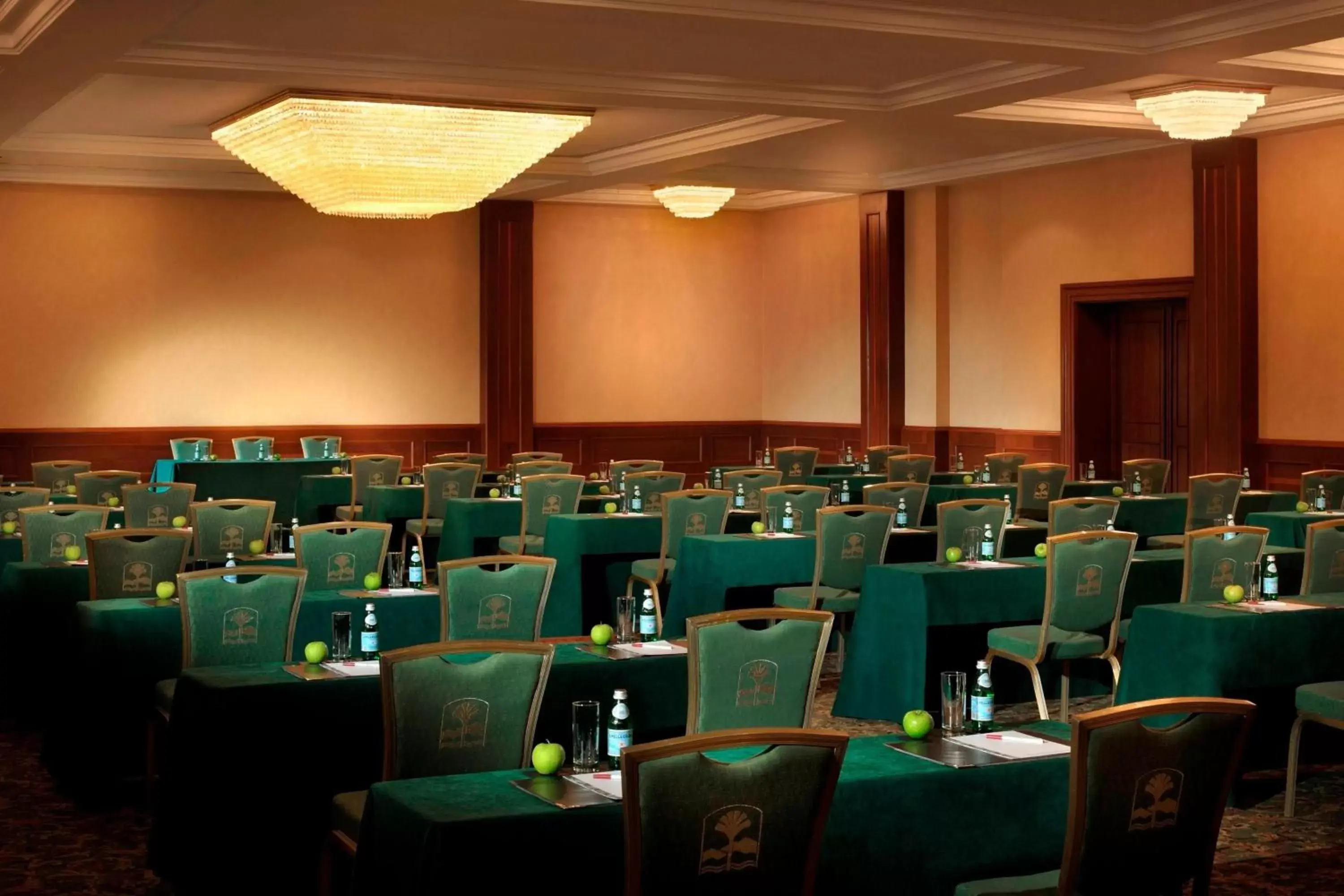 Meeting/conference room in Dead Sea Marriott Resort & Spa