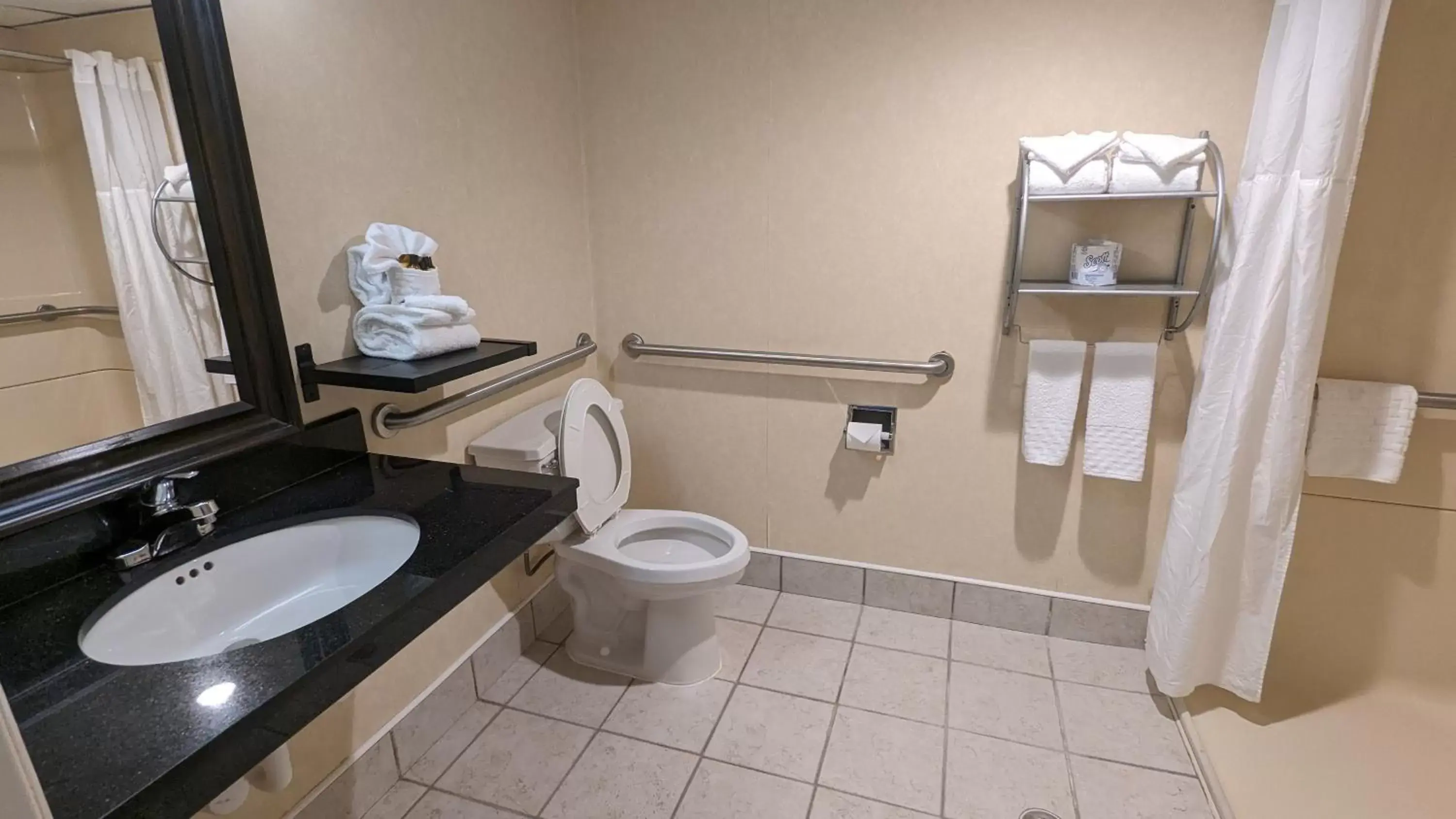 Bathroom in Best Western Plus Philadelphia Bensalem Hotel