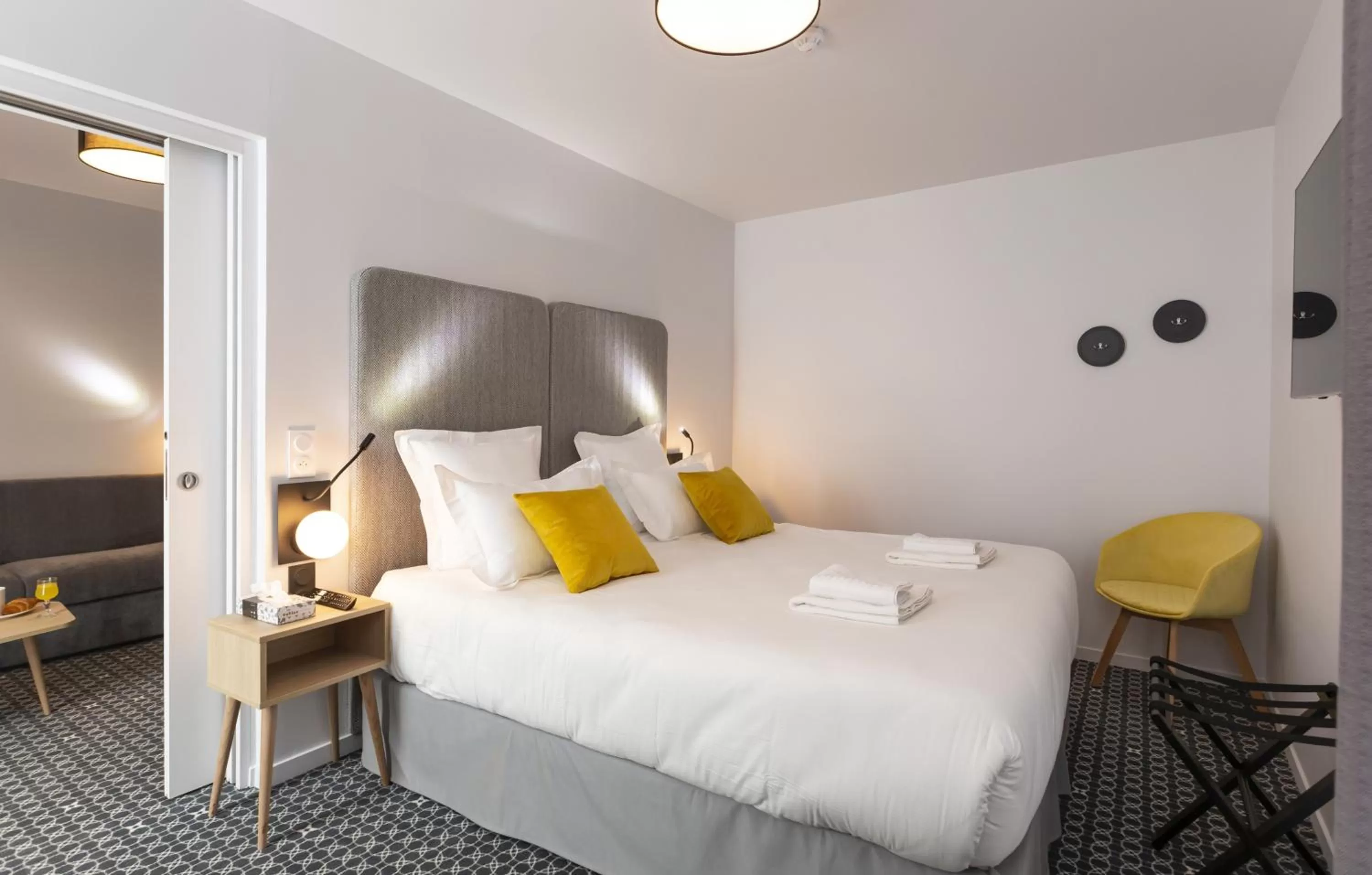 Bedroom, Bed in Appart Hotel Odalys City Le Havre Centre Les Docks