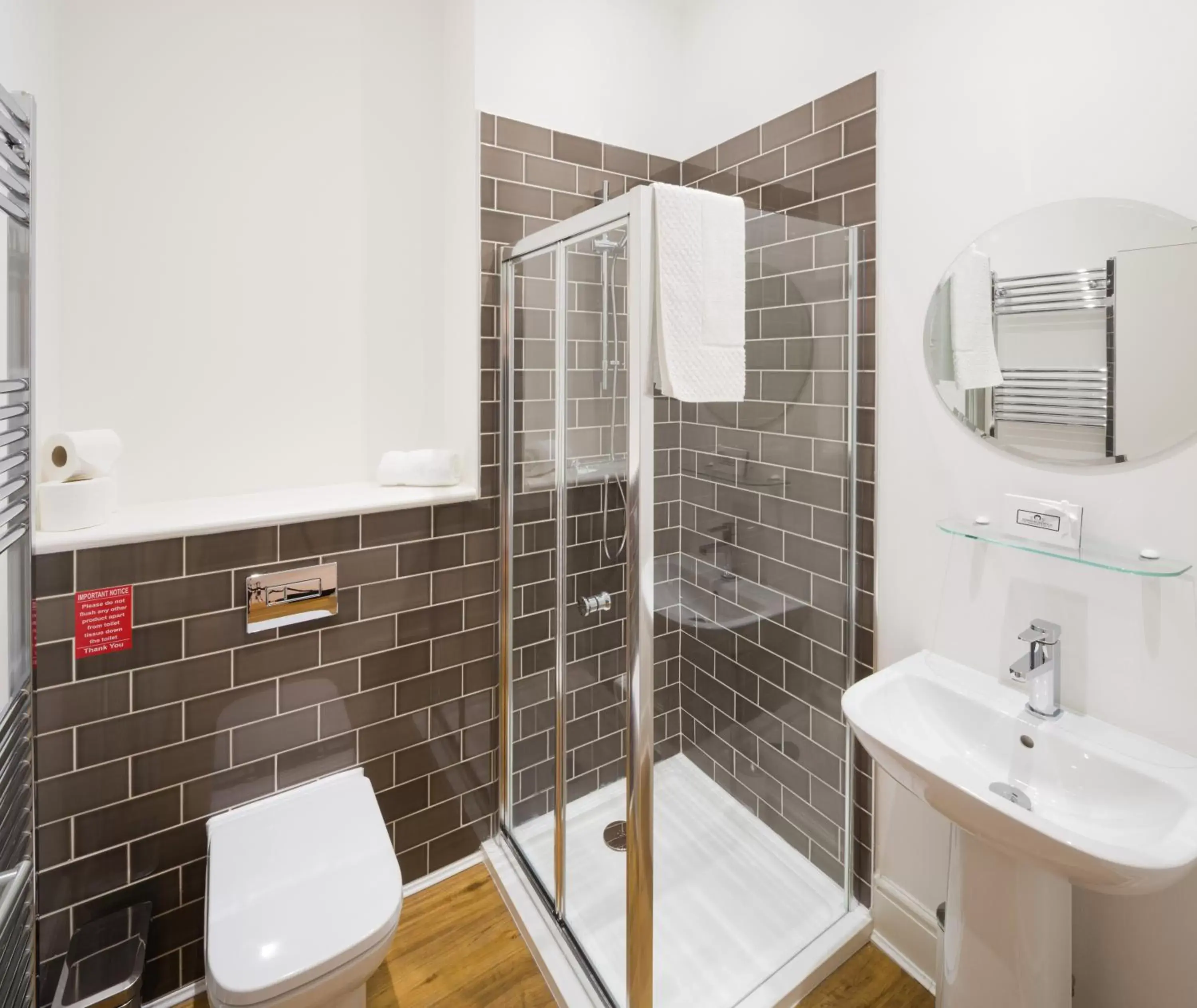 Bathroom in Edinburgh Castle Apartments