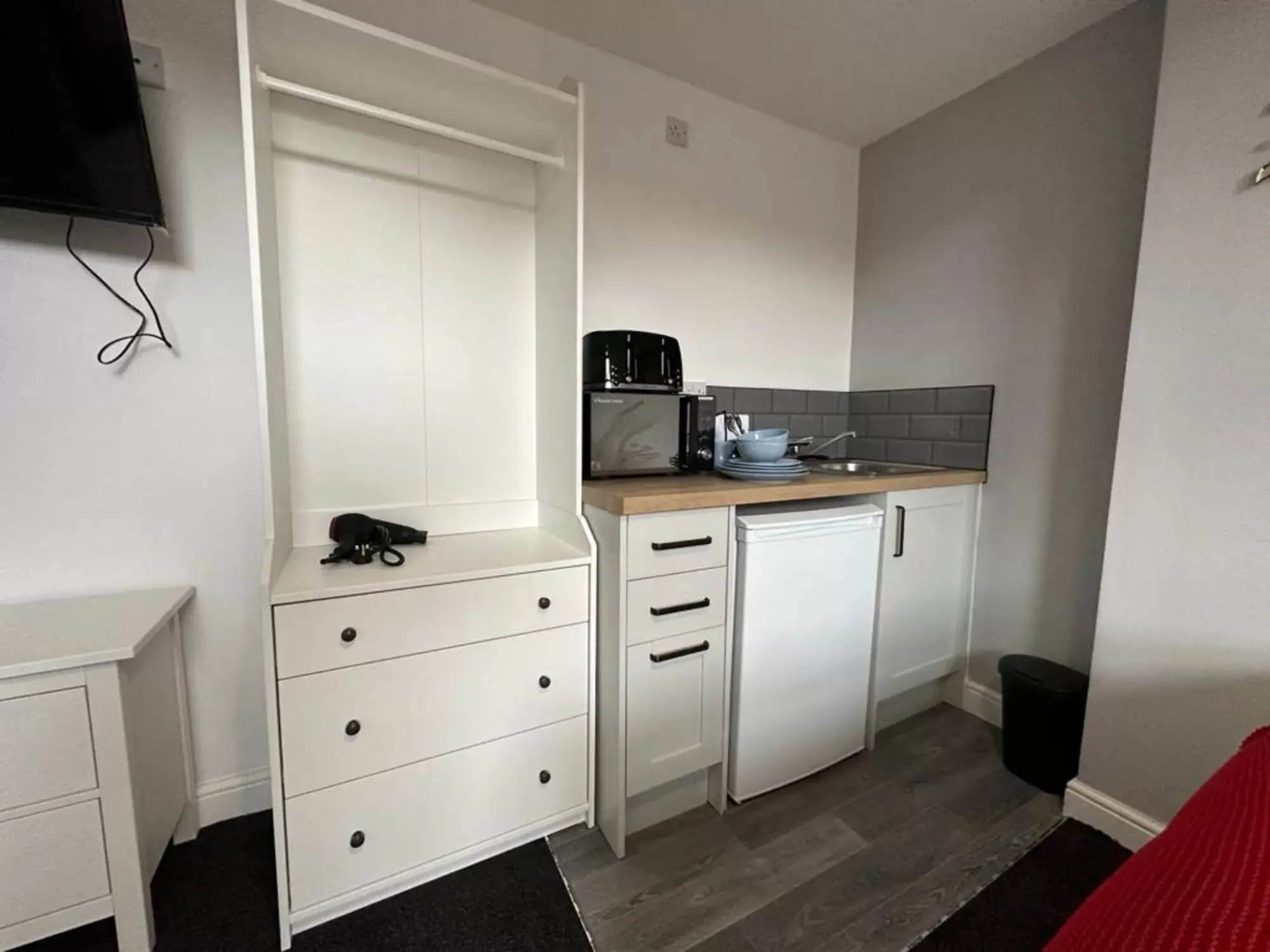 Kitchen/Kitchenette in The Fishpond - Premier Nottingham Studios